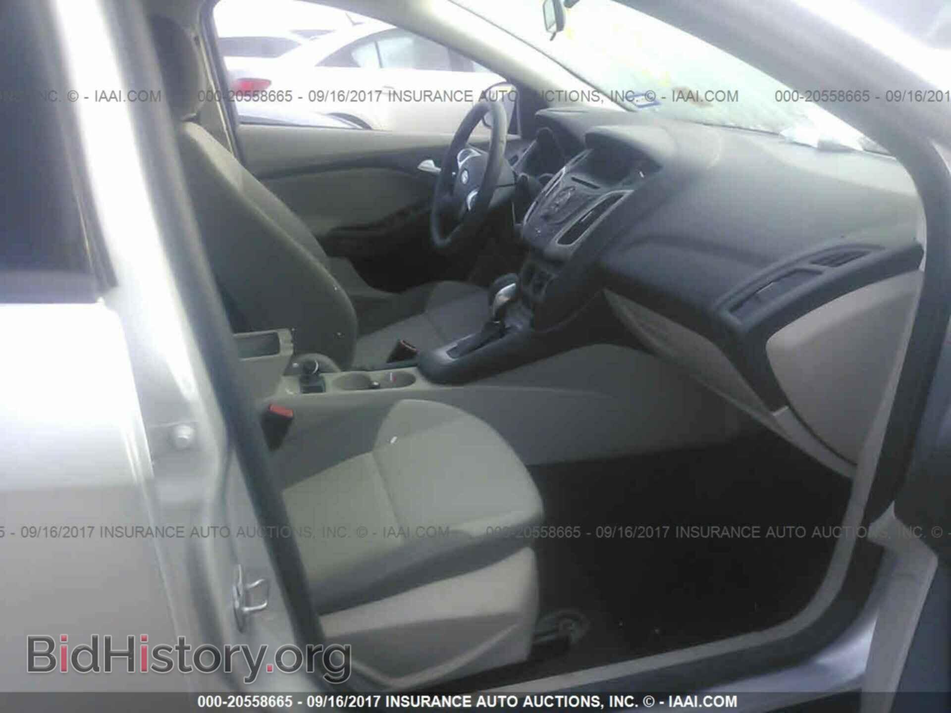 2013 Ford Focus - VIN: 1FADP3F2XDL318807 - Photo 5