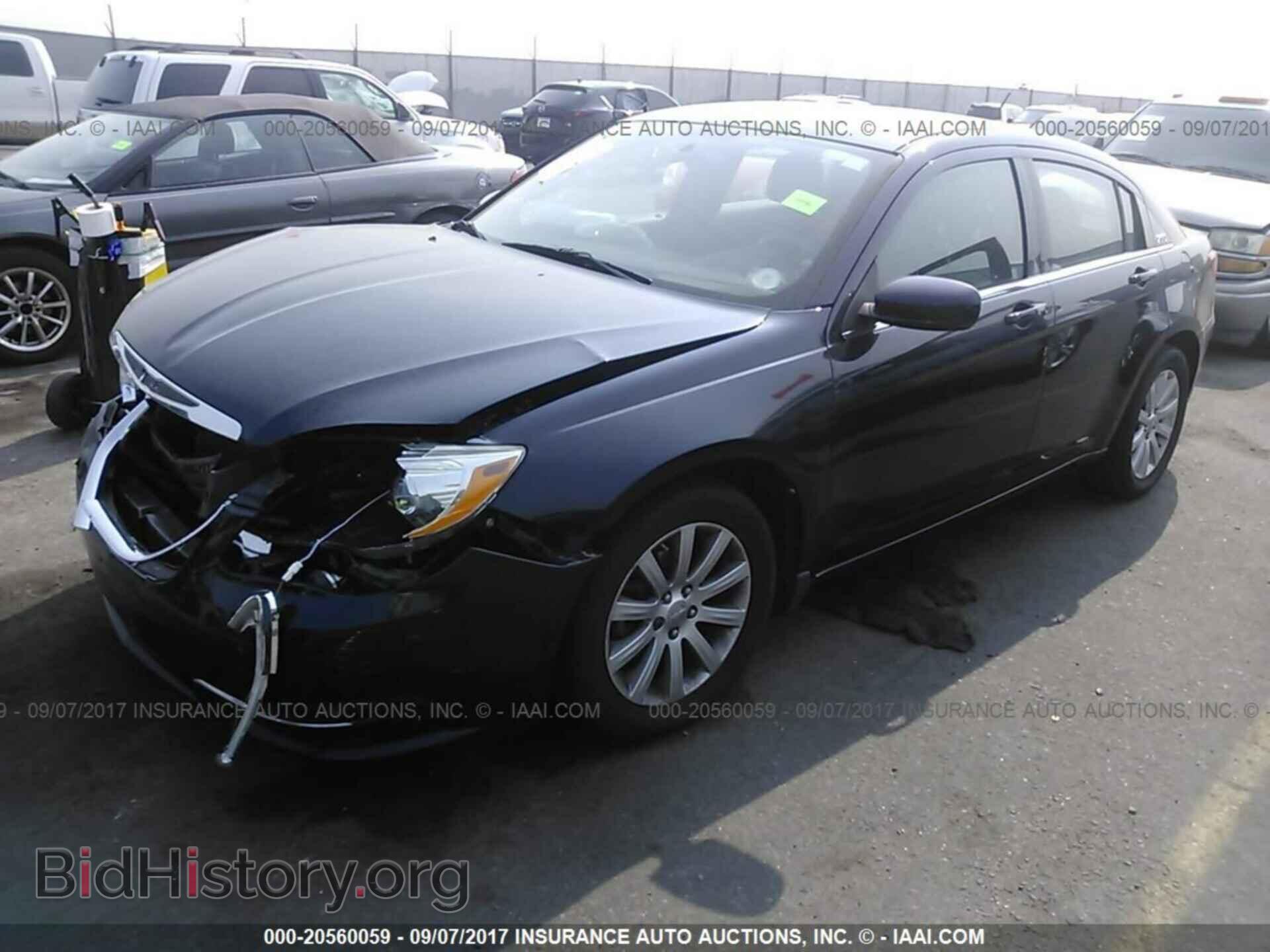 2012 Chrysler 200 - VIN: 1C3CCBBB3CN180794 - Фото 2