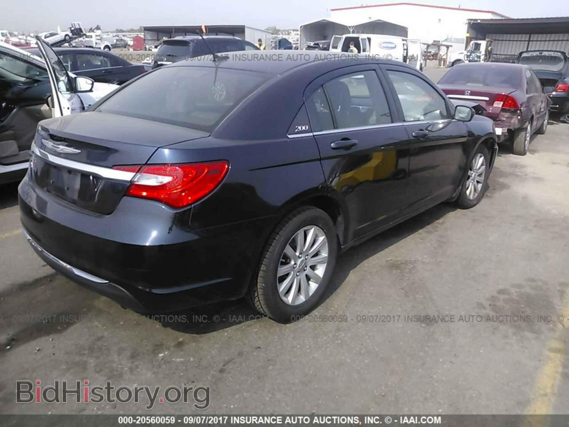 2012 Chrysler 200 - VIN: 1C3CCBBB3CN180794 - Фото 4