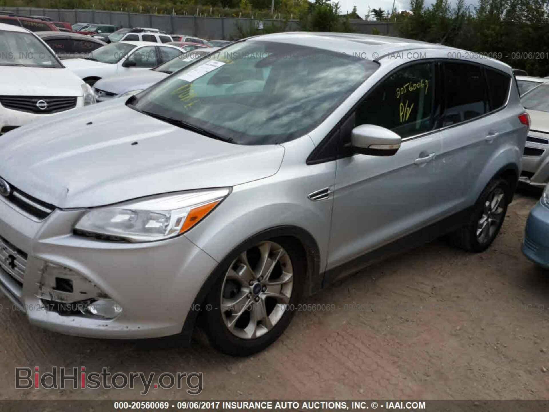 2013 Ford Escape - VIN: 1FMCU9H99DUA10223 - Photo 2