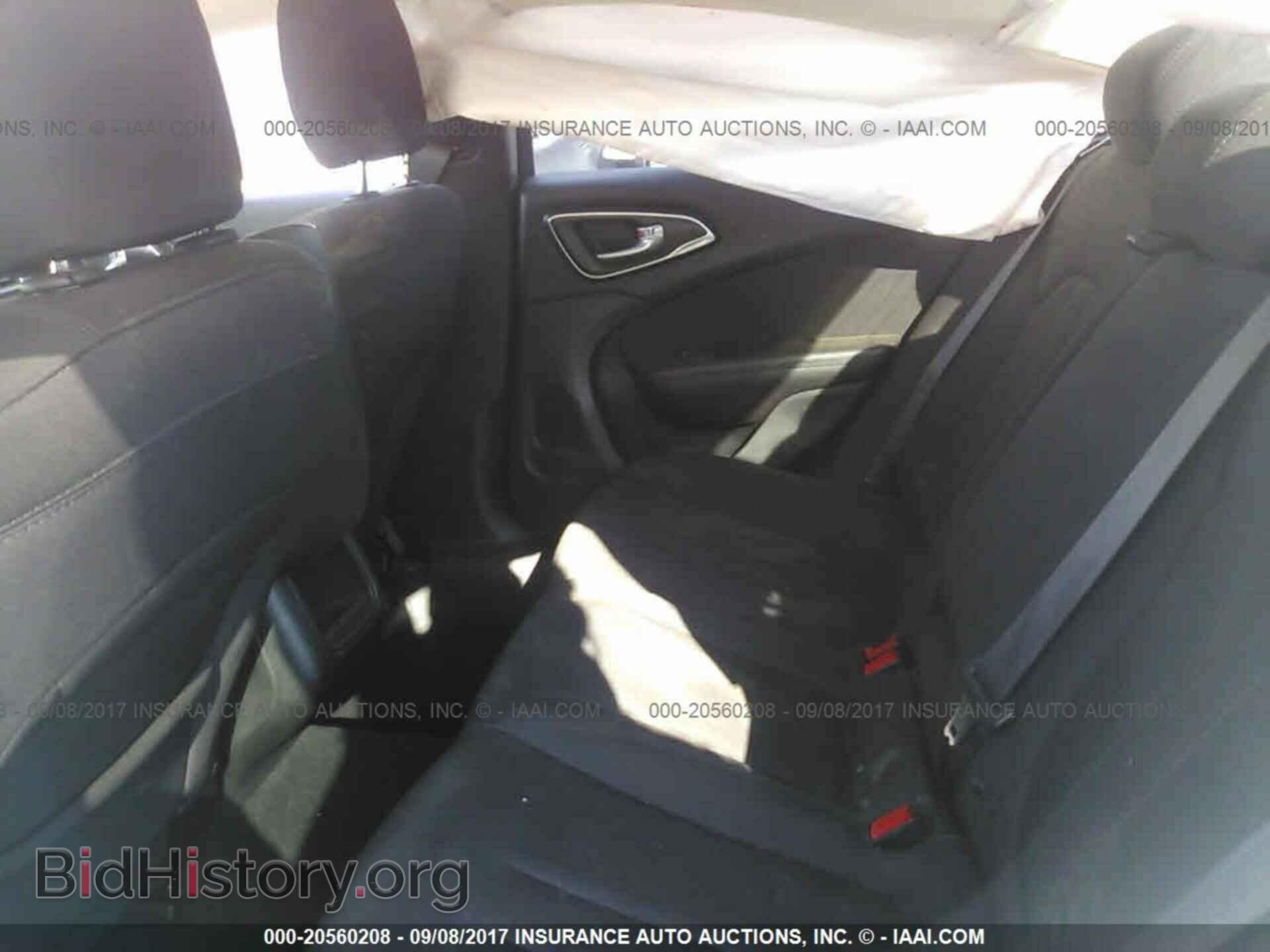 2015 Chrysler 200 - VIN: 1C3CCCAB6FN694330 - Photo 8