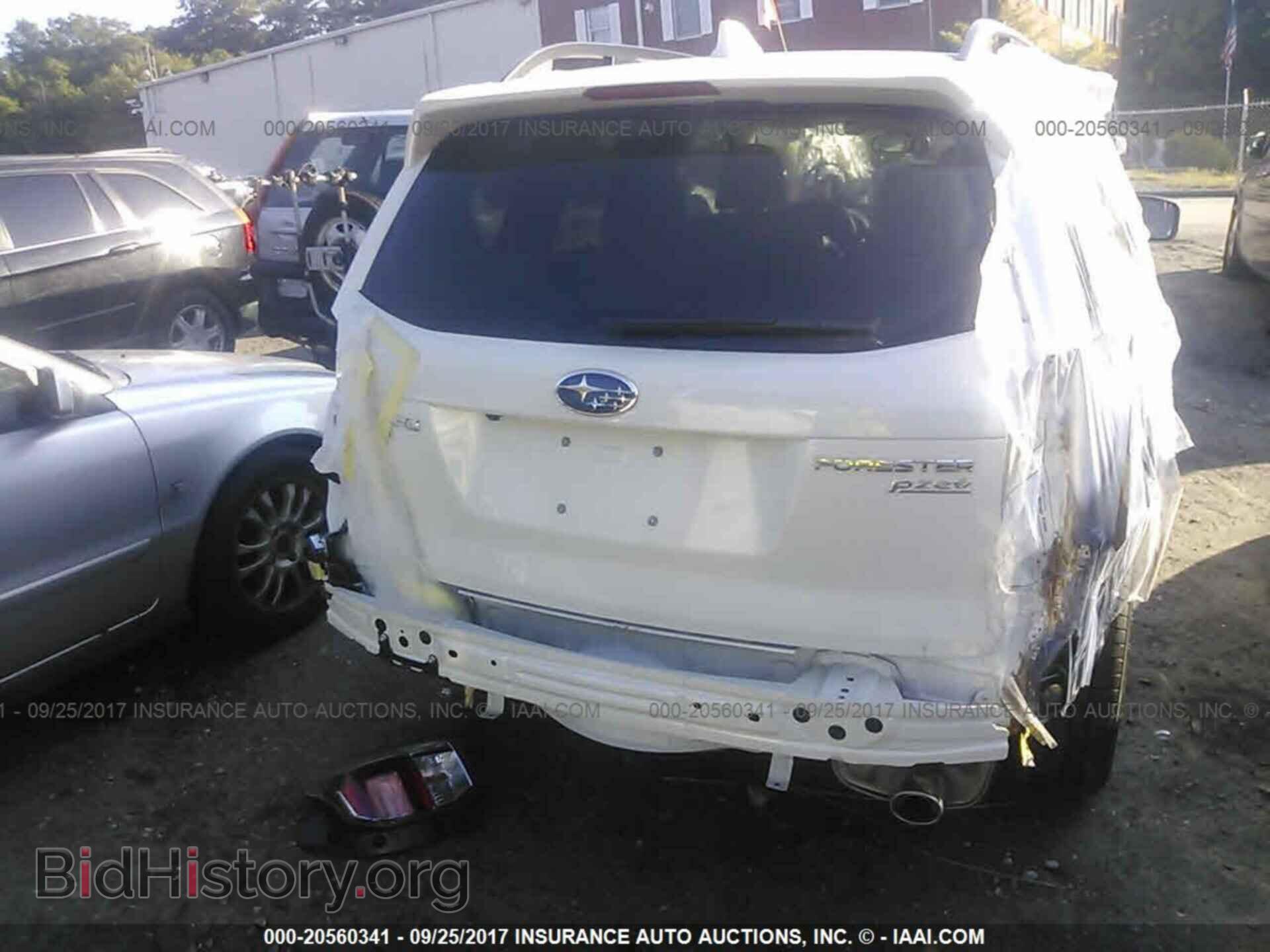 2017 Subaru Forester - VIN: JF2SJARC8HH520390 - Photo 6