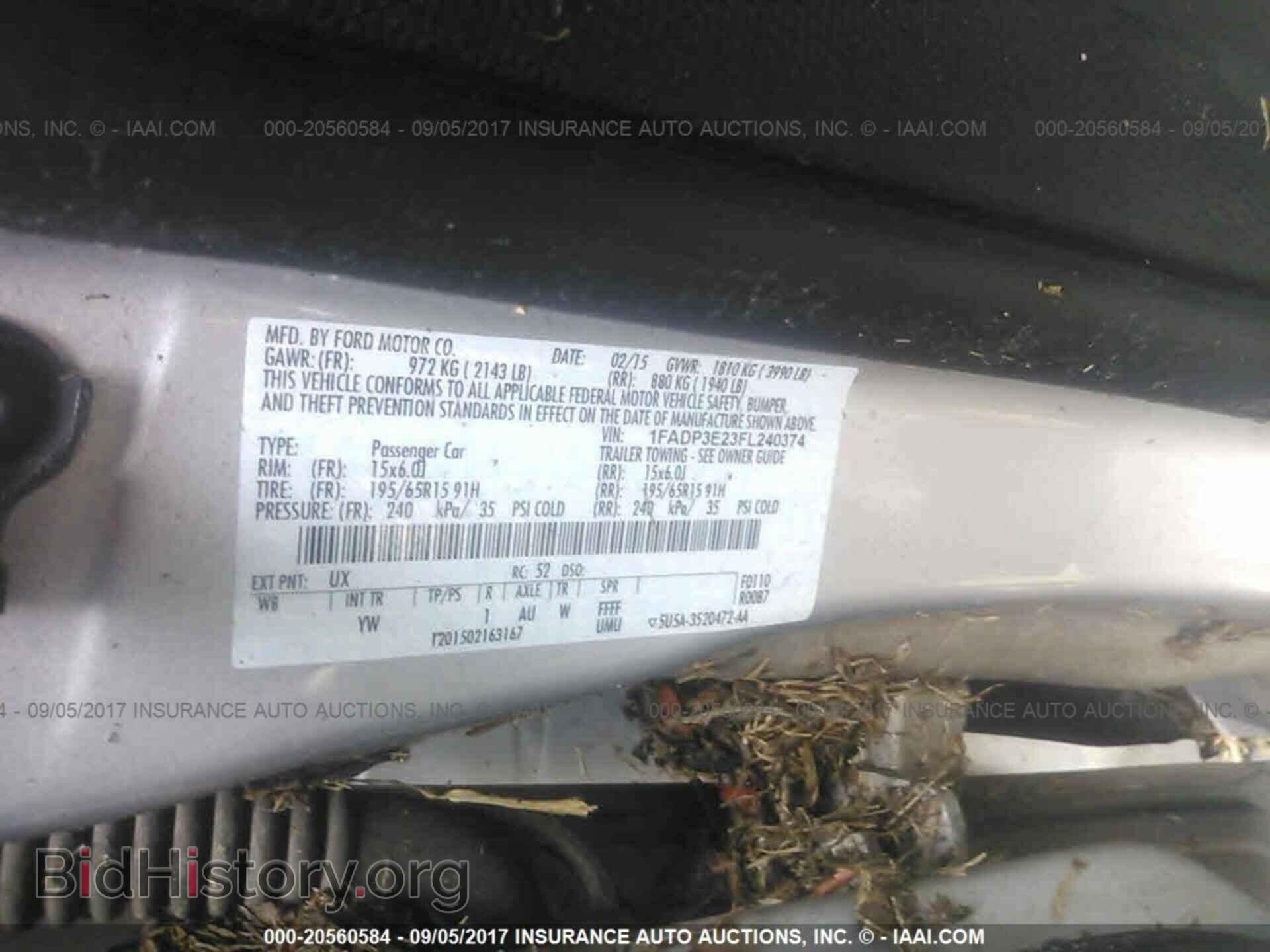 2015 Ford Focus - VIN: 1FADP3E23FL240374 - Photo 9