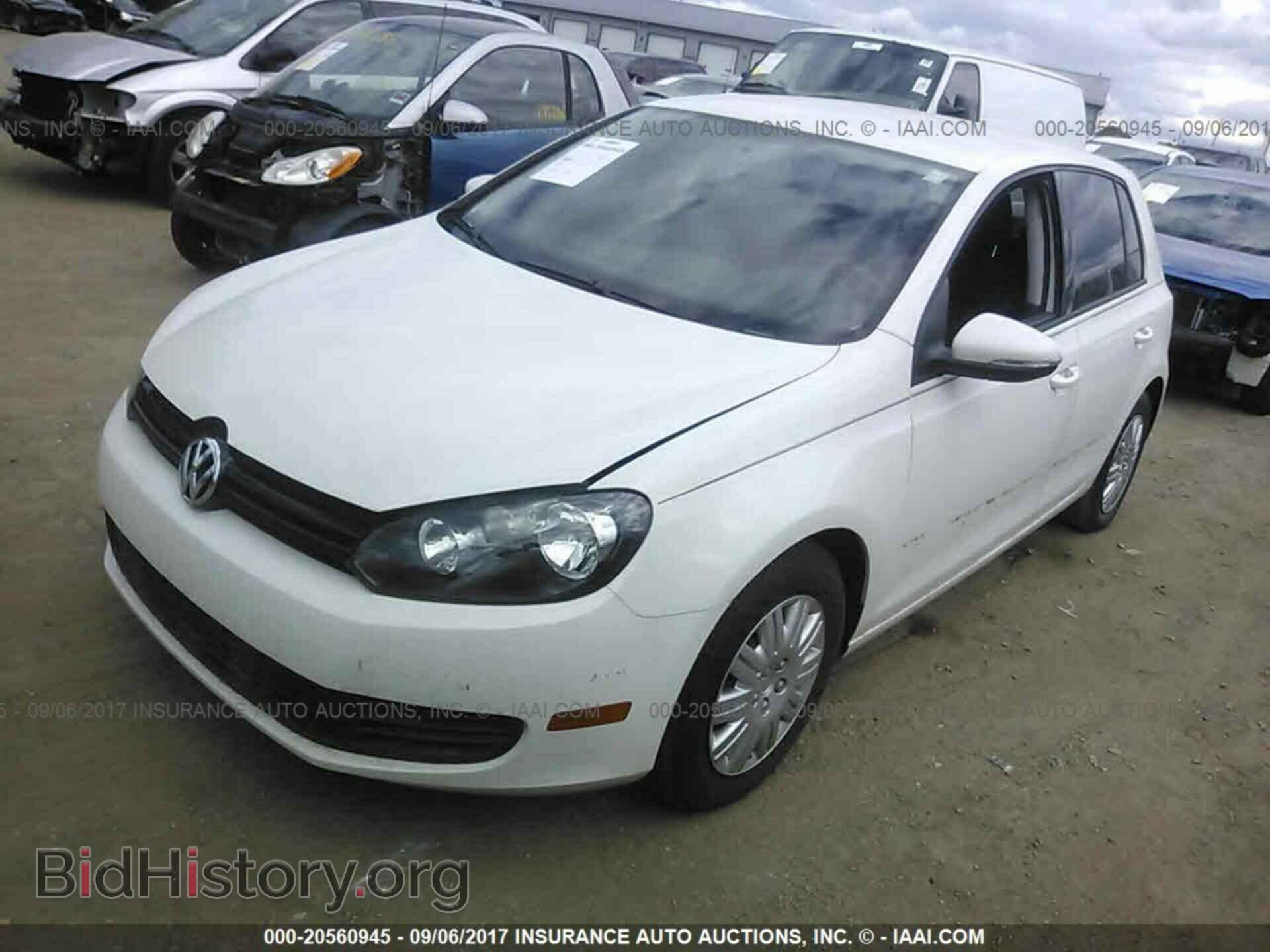 2013 Volkswagen Golf - VIN: WVWDB7AJ4DW131737 - Фото 2