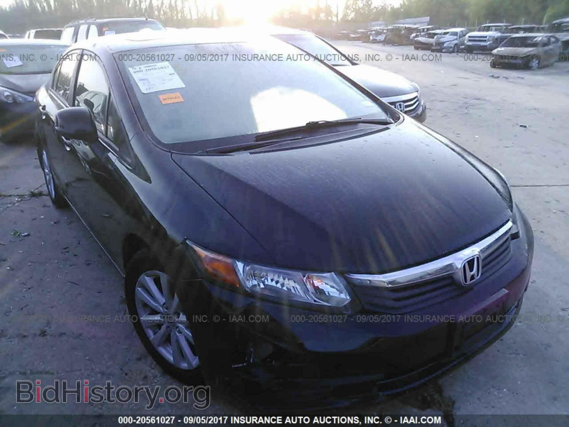 Фотография 19XFB2F80CE057114 - Honda Civic 2012