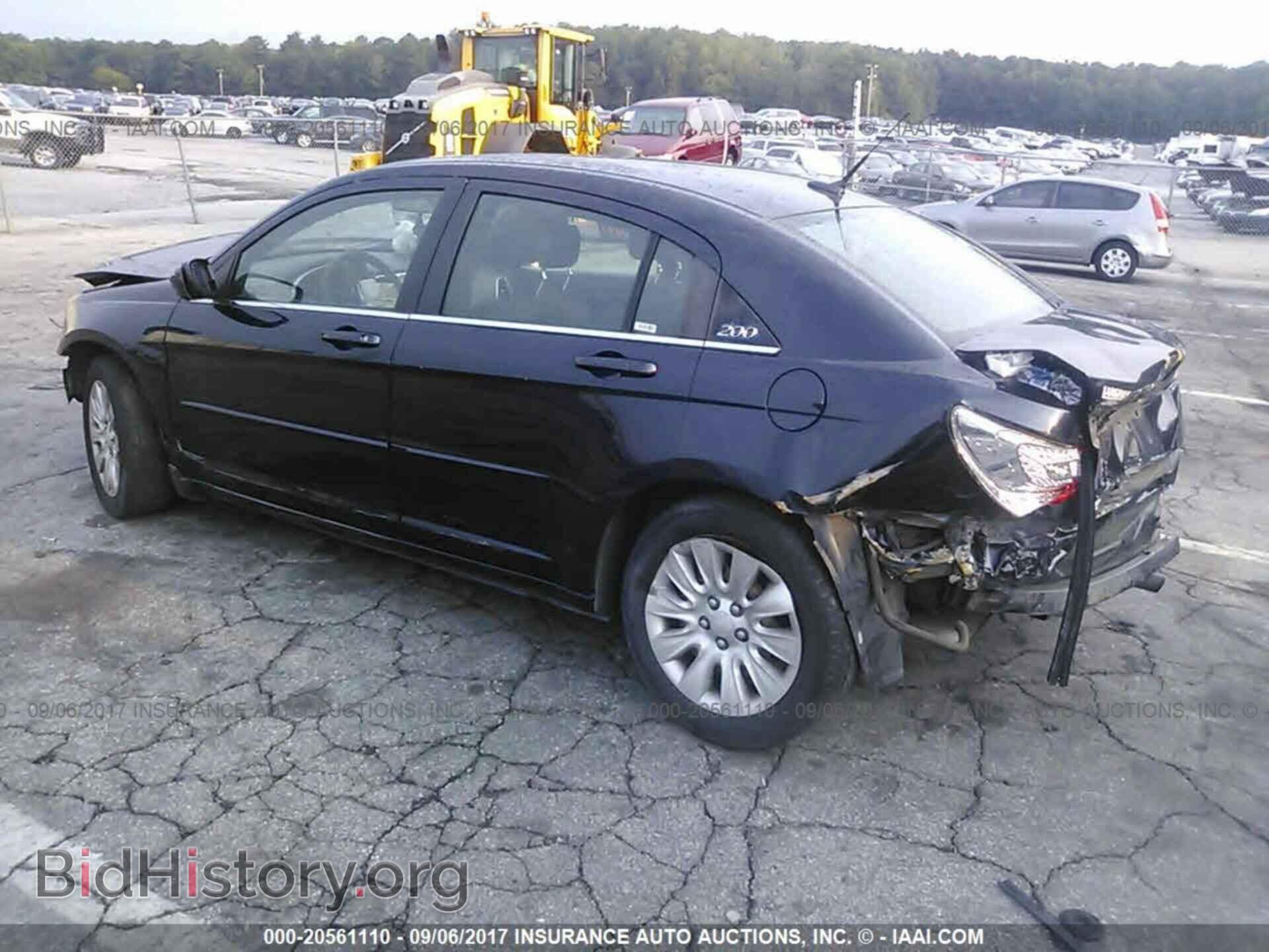 2011 Chrysler 200 - VIN: 1C3BC4FB6BN515787 - Фото 3
