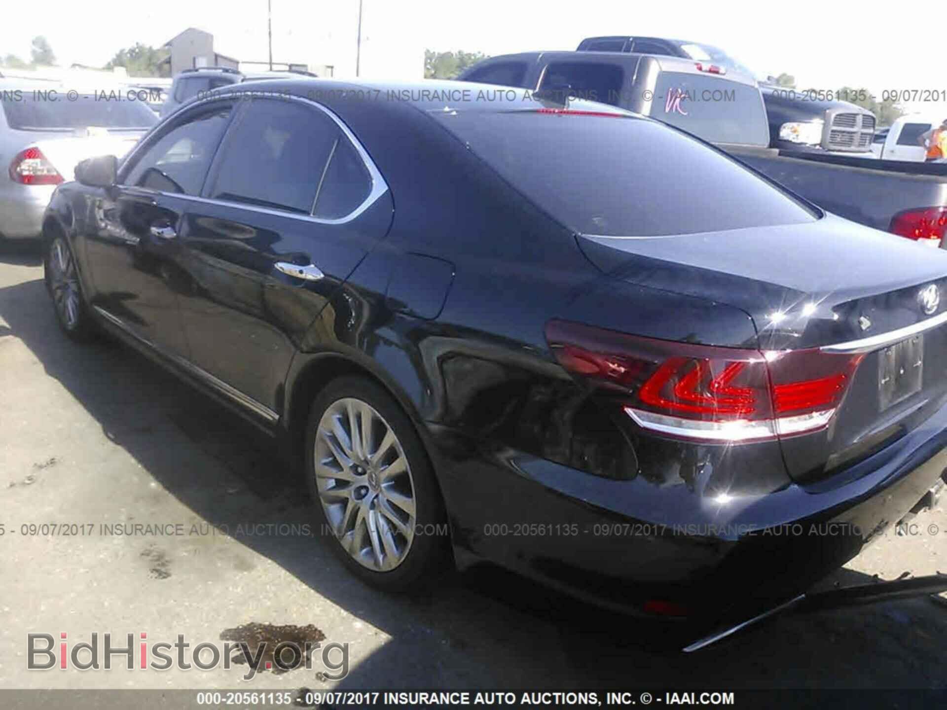2015 Lexus Ls - VIN: JTHBL5EF7F5133200 - Photo 3