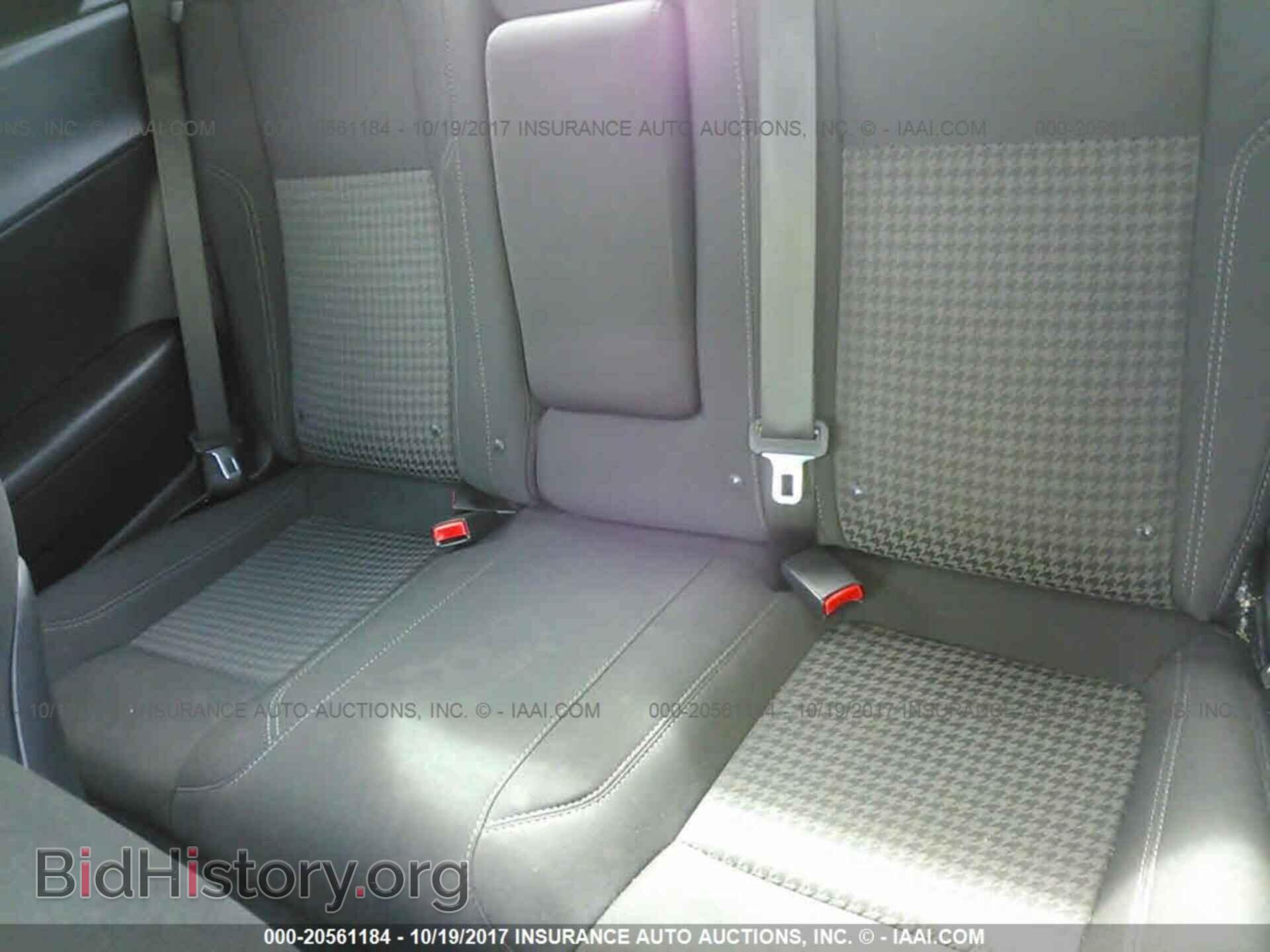 2016 Dodge Challenger - VIN: 2C3CDZAG3GH264437 - Фото 8