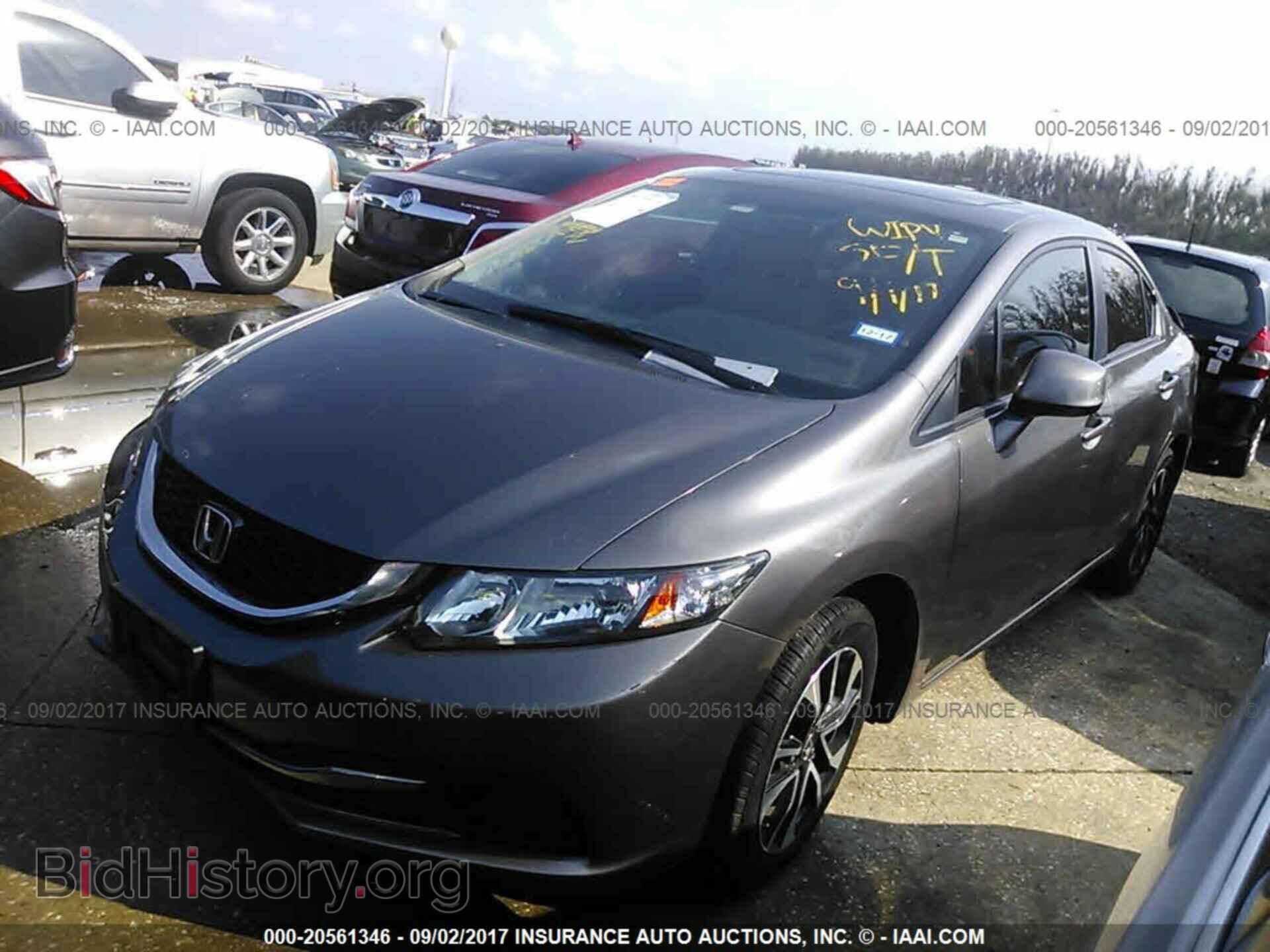 2013 Honda Civic - VIN: 19XFB2F88DE071649 - Фото 2