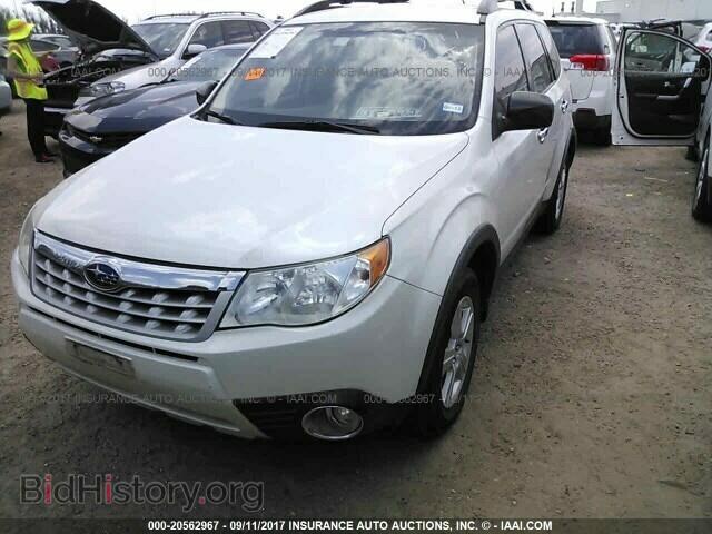 2011 Subaru Forester - VIN: JF2SHBBC7BH762400 - Фото 2