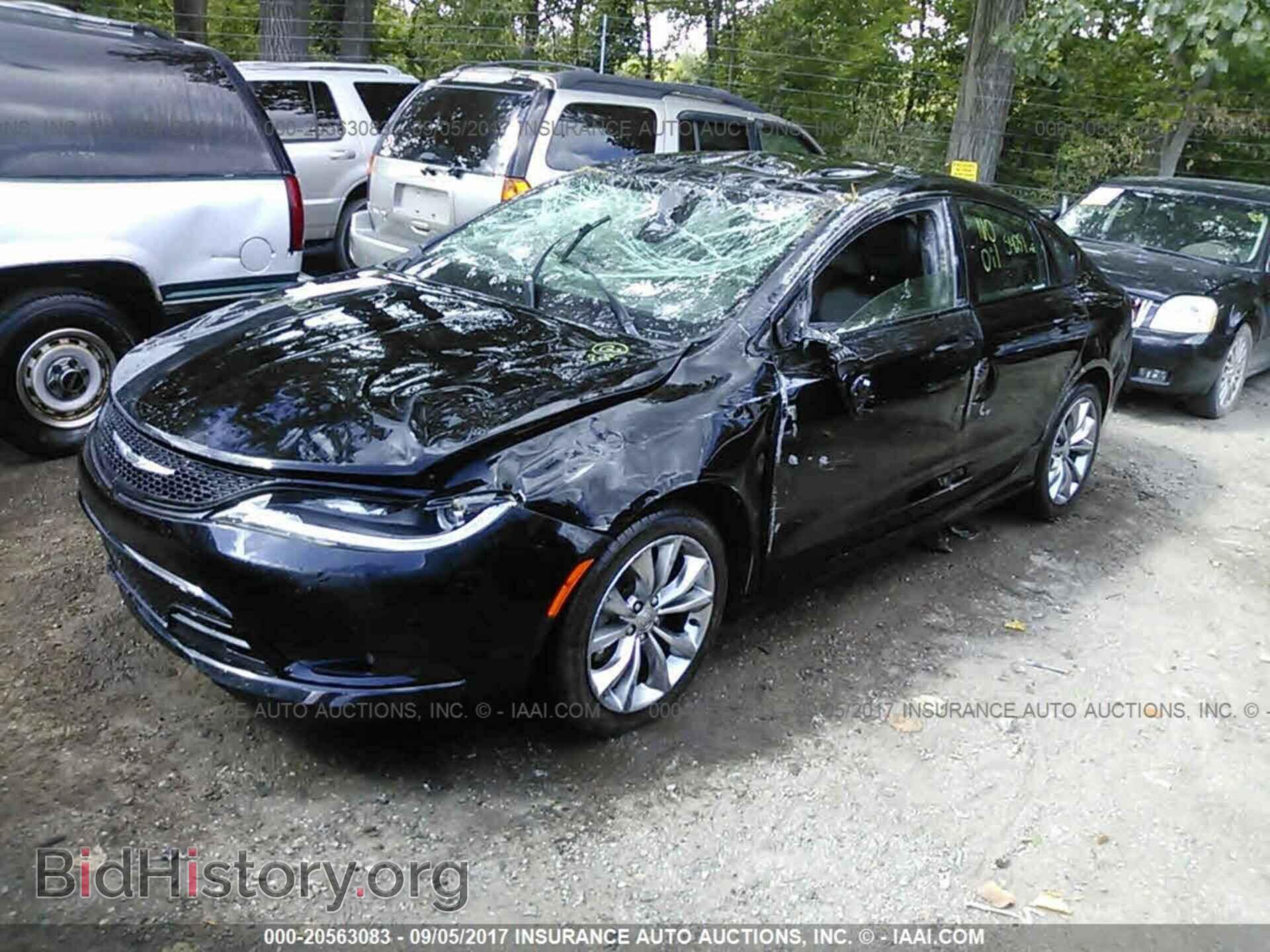 2015 Chrysler 200 - VIN: 1C3CCCBB3FN753736 - Photo 2