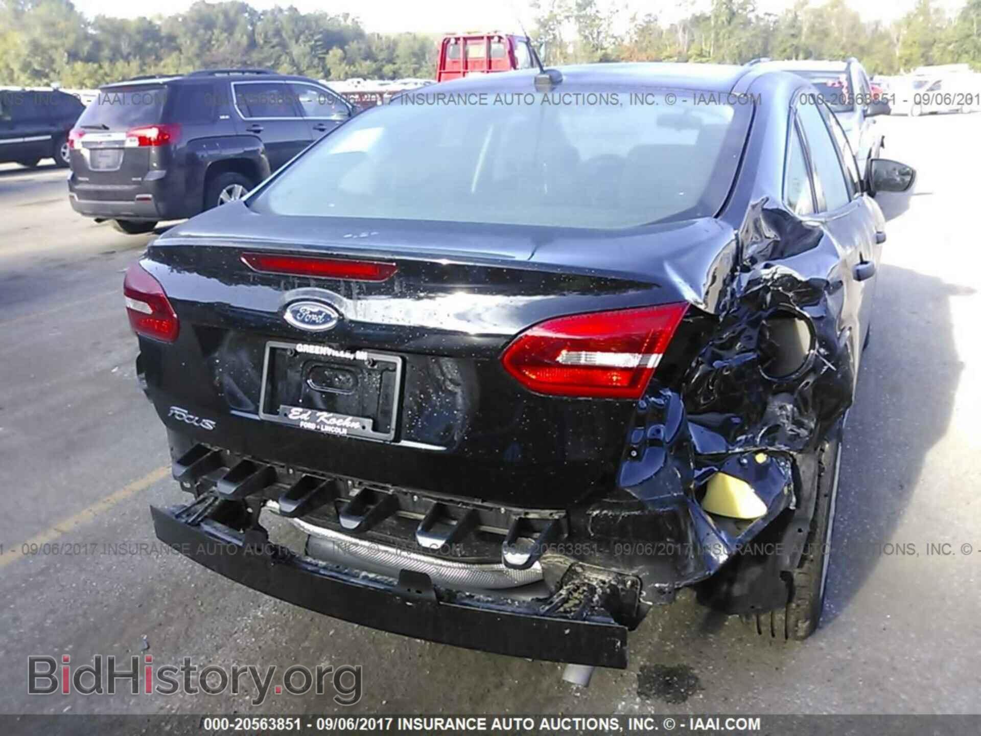 2017 Ford Focus - VIN: 1FADP3E22HL313513 - Photo 6