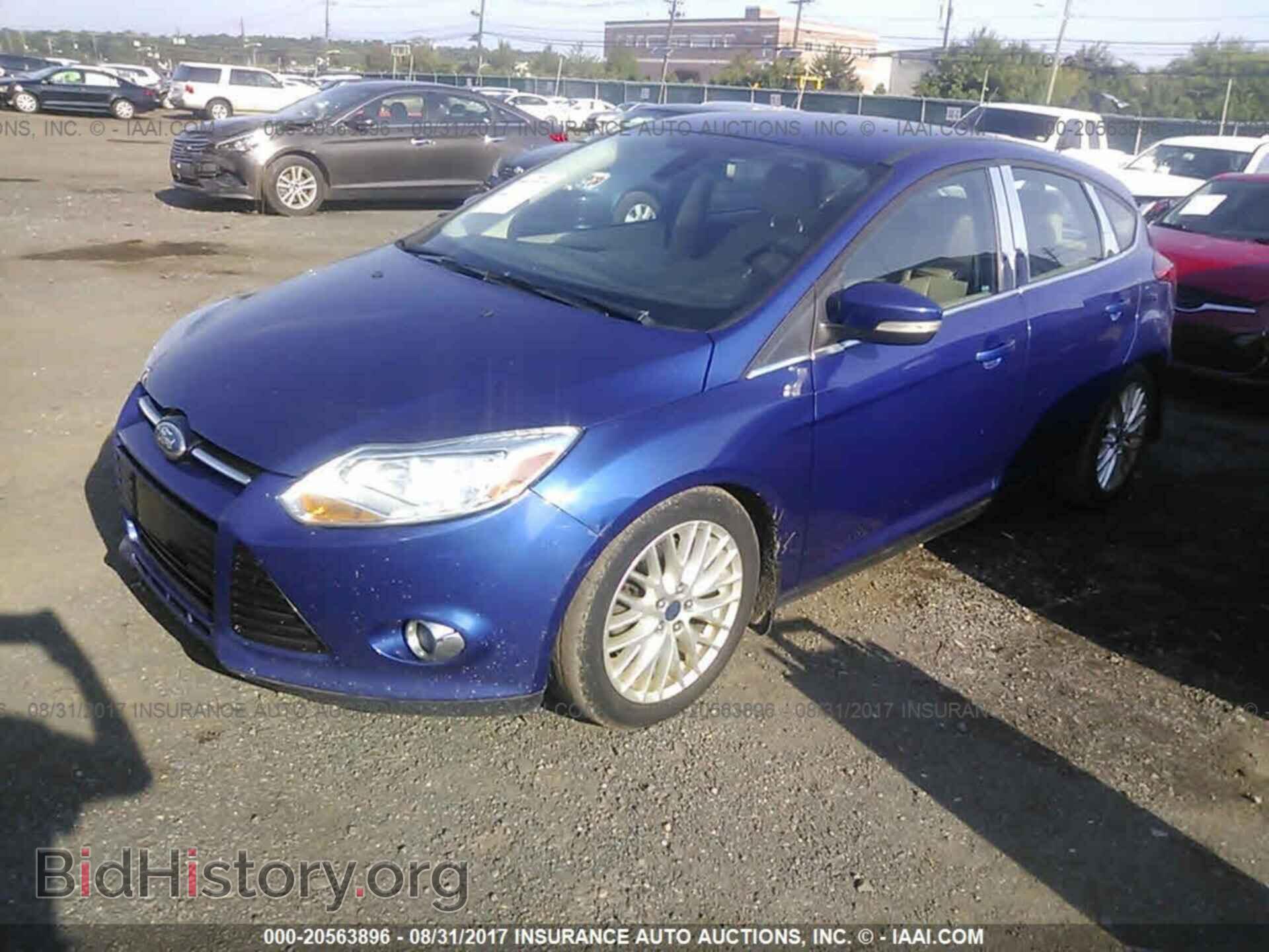 2012 Ford Focus - VIN: 1FAHP3M28CL213265 - Photo 2