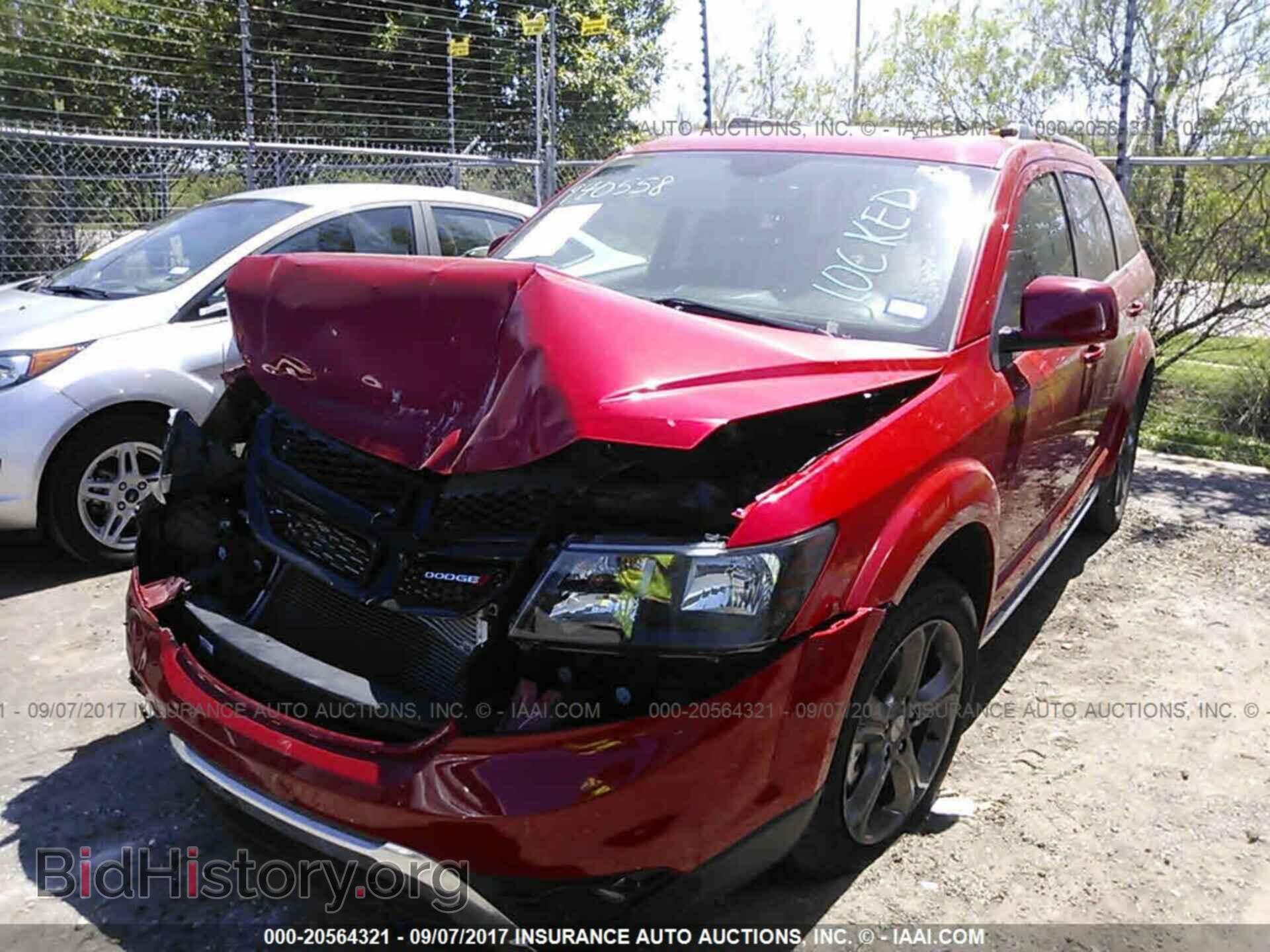 2017 Dodge Journey - VIN: 3C4PDCGGXHT532118 - Фото 2