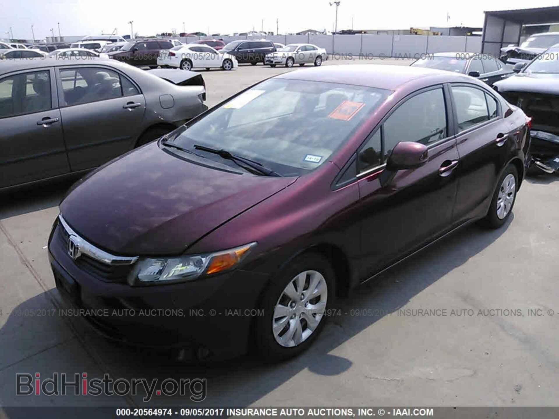 2012 Honda Civic - VIN: 2HGFB2F56CH533569 - Photo 2