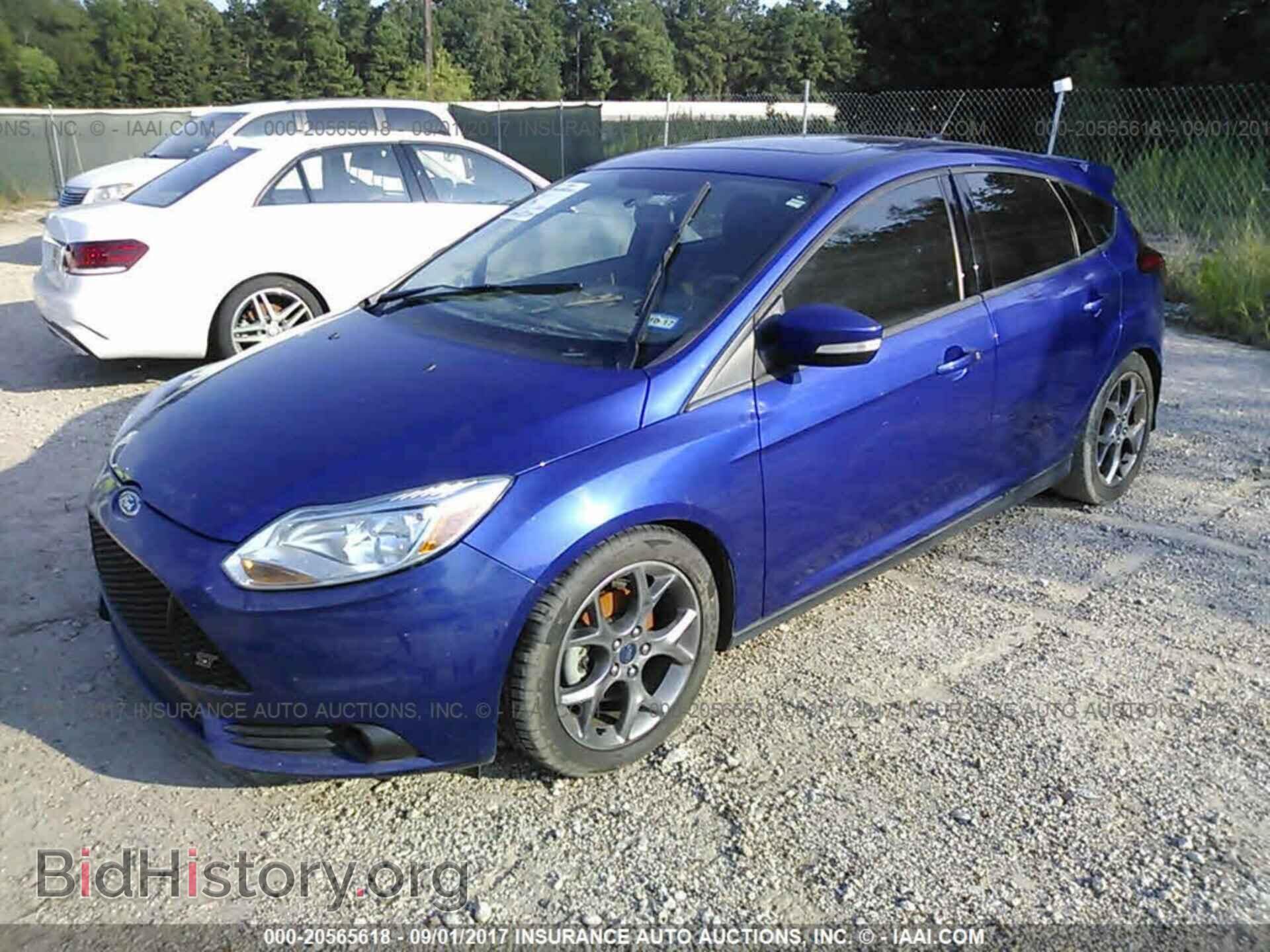 2013 Ford Focus - VIN: 1FADP3K23DL351699 - Фото 2
