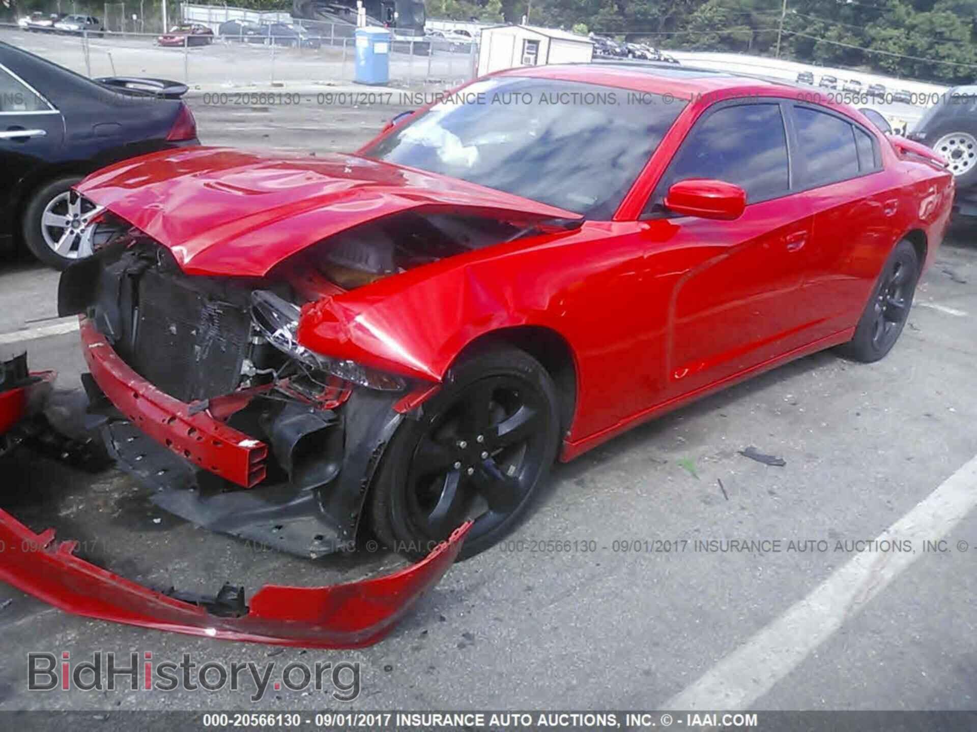 2014 Dodge Charger - VIN: 2C3CDXHGXEH330666 - Фото 2