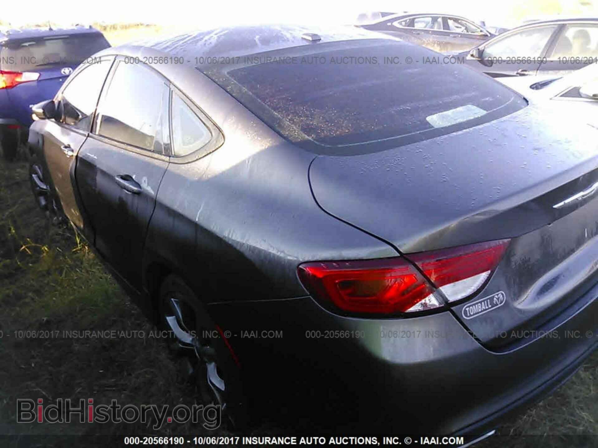 2015 Chrysler 200 - VIN: 1C3CCCBB6FN661875 - Photo 3