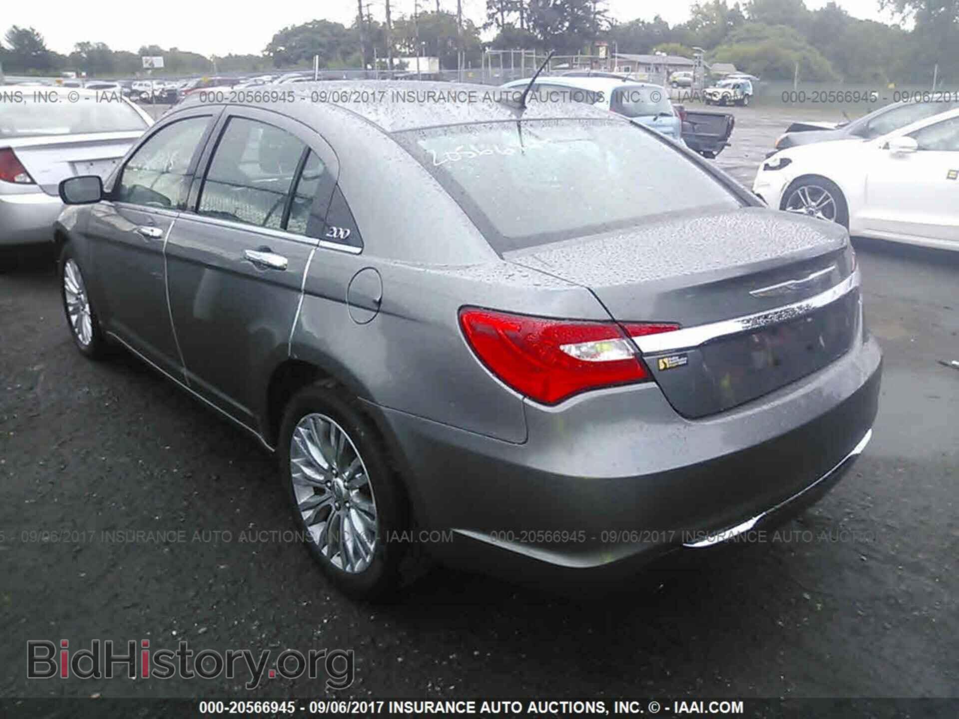 2012 Chrysler 200 - VIN: 1C3CCBCG9CN326576 - Photo 3