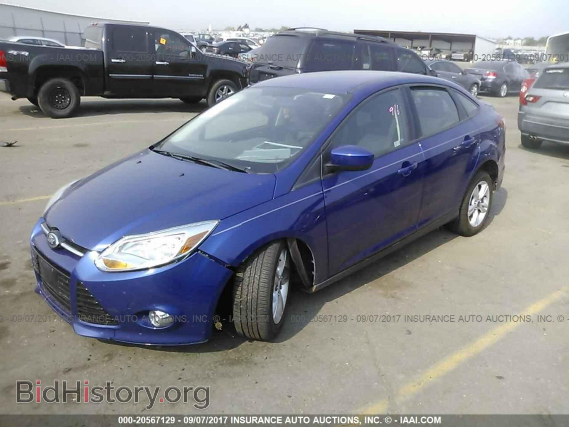 2012 Ford Focus - VIN: 1FAHP3F28CL476921 - Photo 2