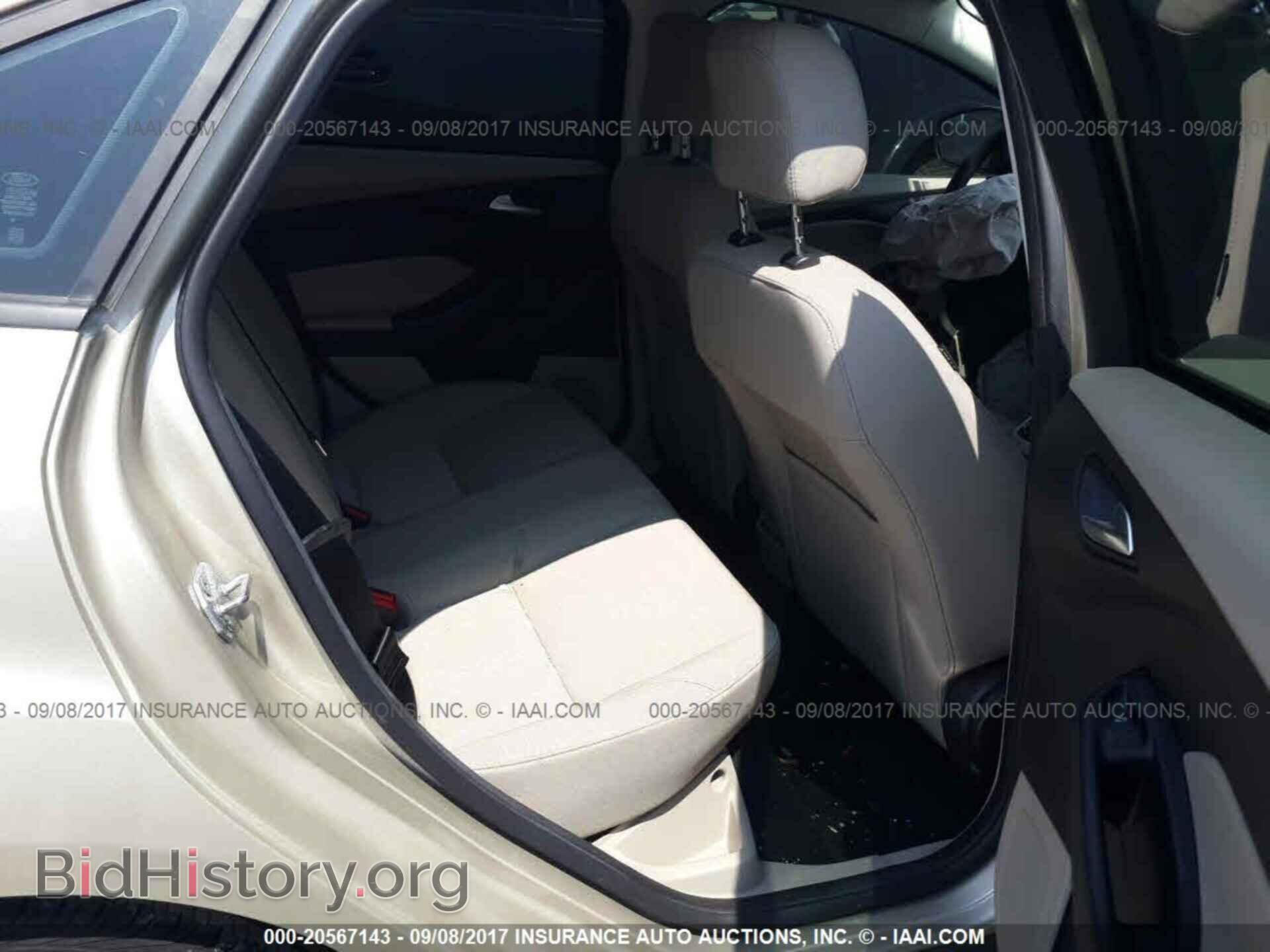 2017 Ford Focus - VIN: 1FADP3F21HL204572 - Фото 8