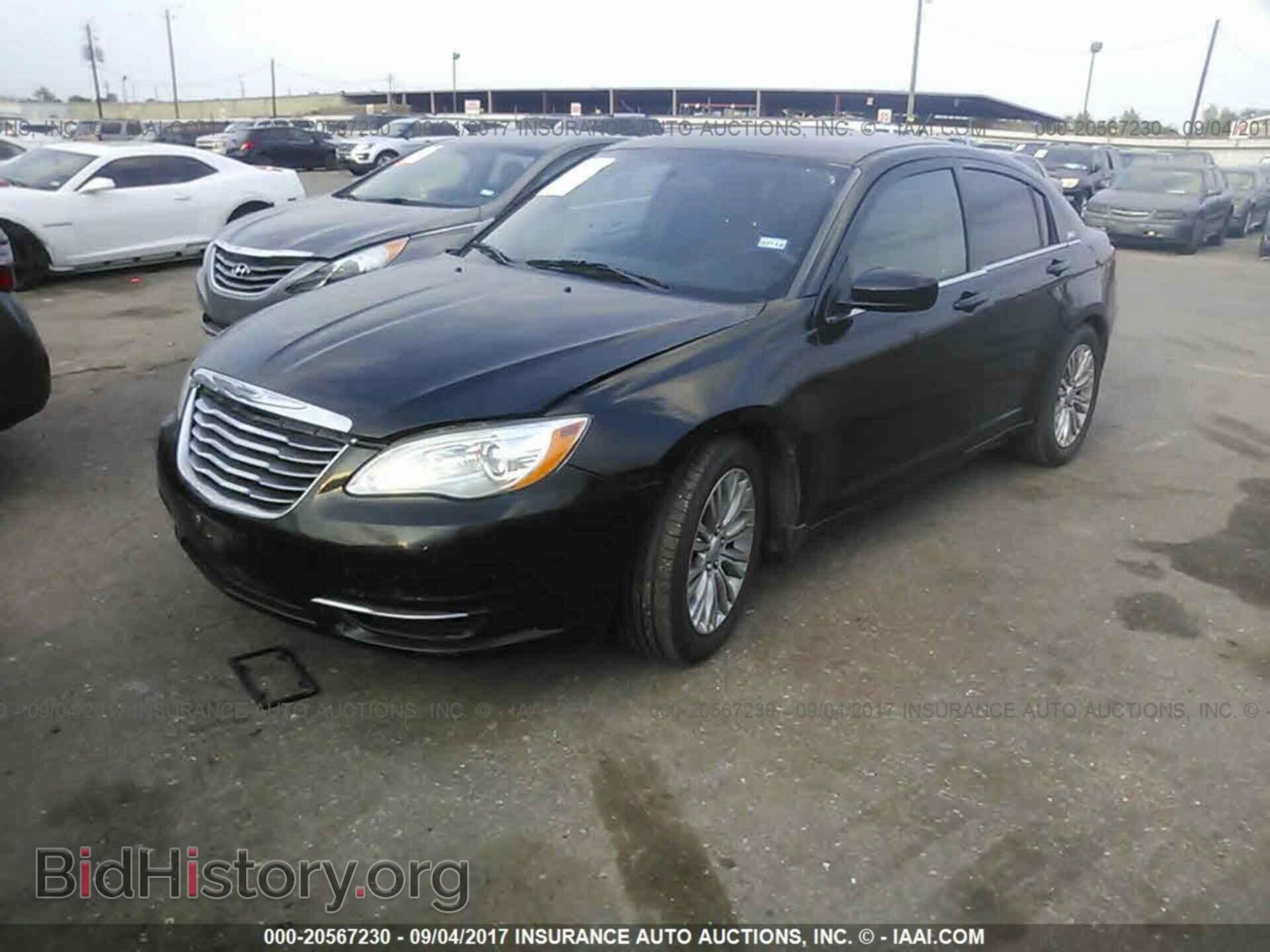 2012 Chrysler 200 - VIN: 1C3CCBAB5CN248689 - Фото 2