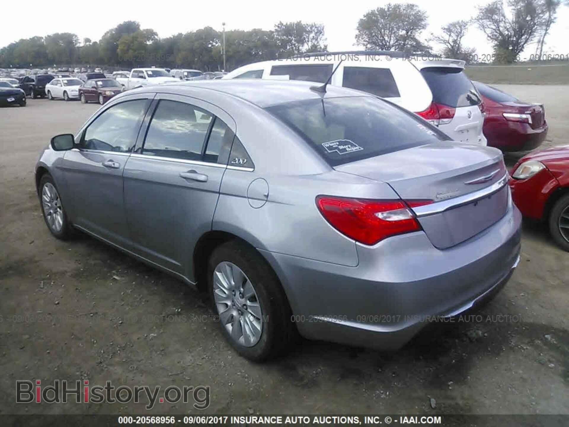 2014 Chrysler 200 - VIN: 1C3CCBAB3EN141644 - Фото 3