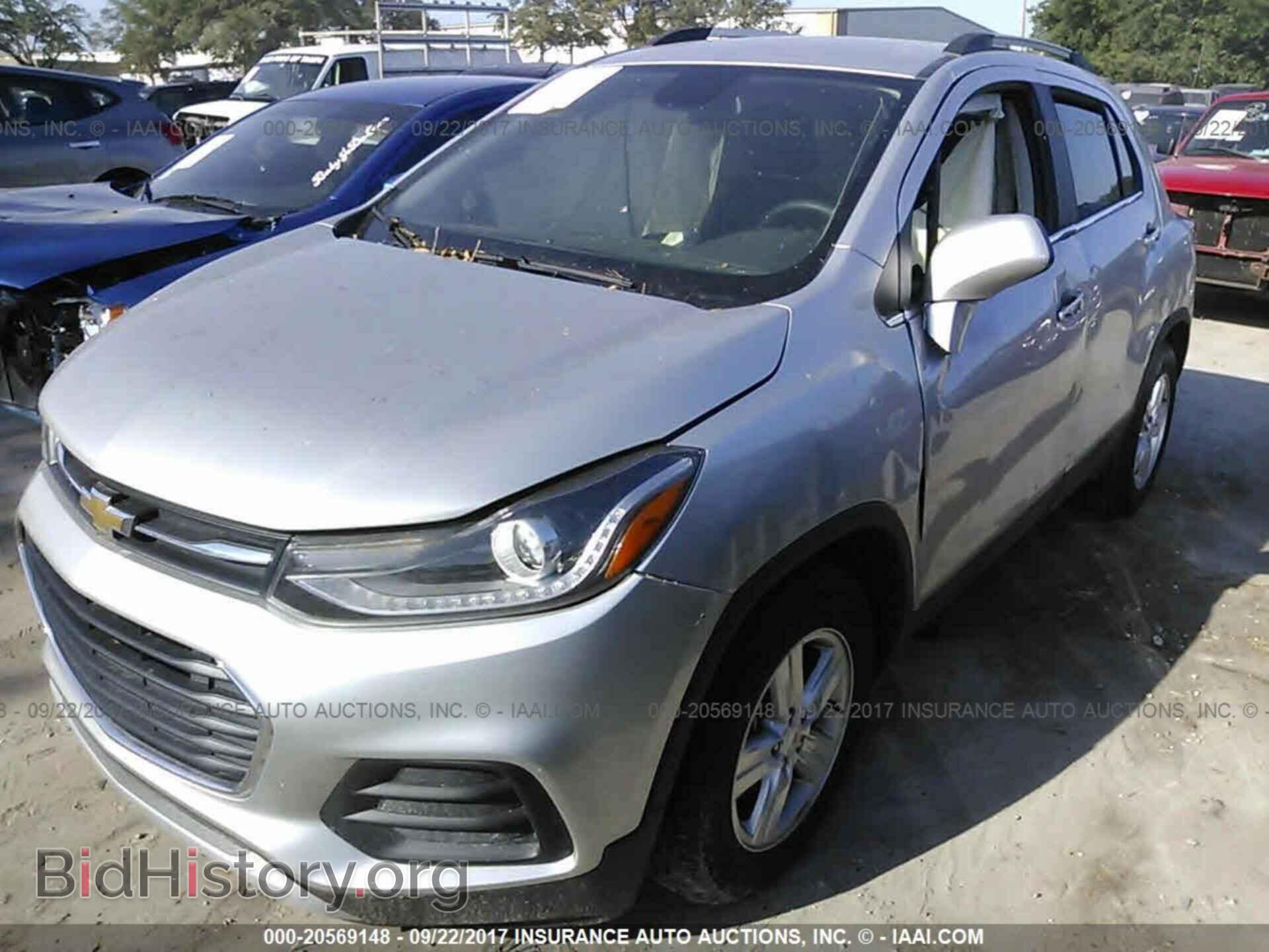 2017 Chevrolet Trax - VIN: KL7CJLSB7HB140263 - Фото 2