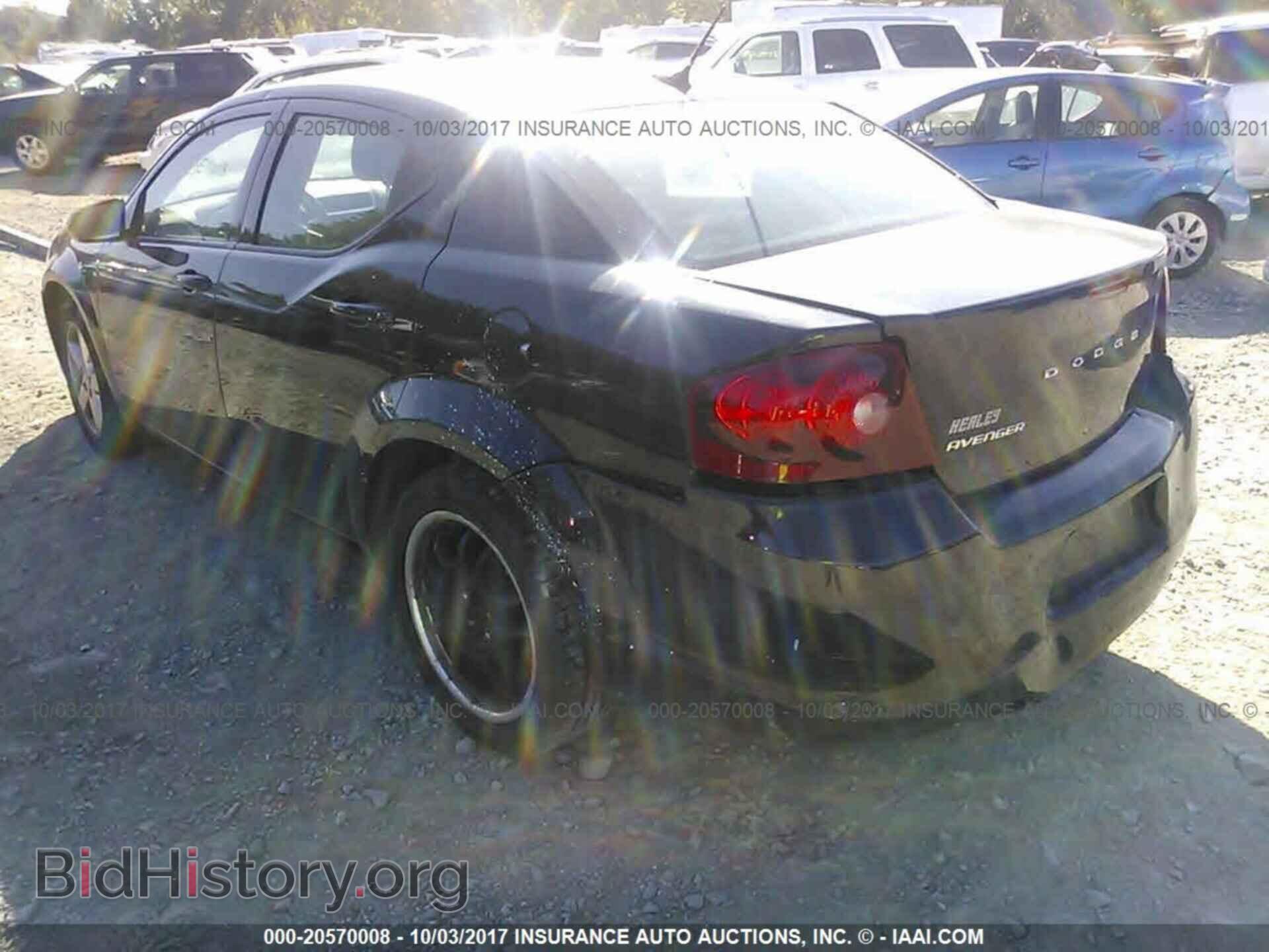 2011 Dodge Avenger - VIN: 1B3BD2FB9BN583838 - Фото 3