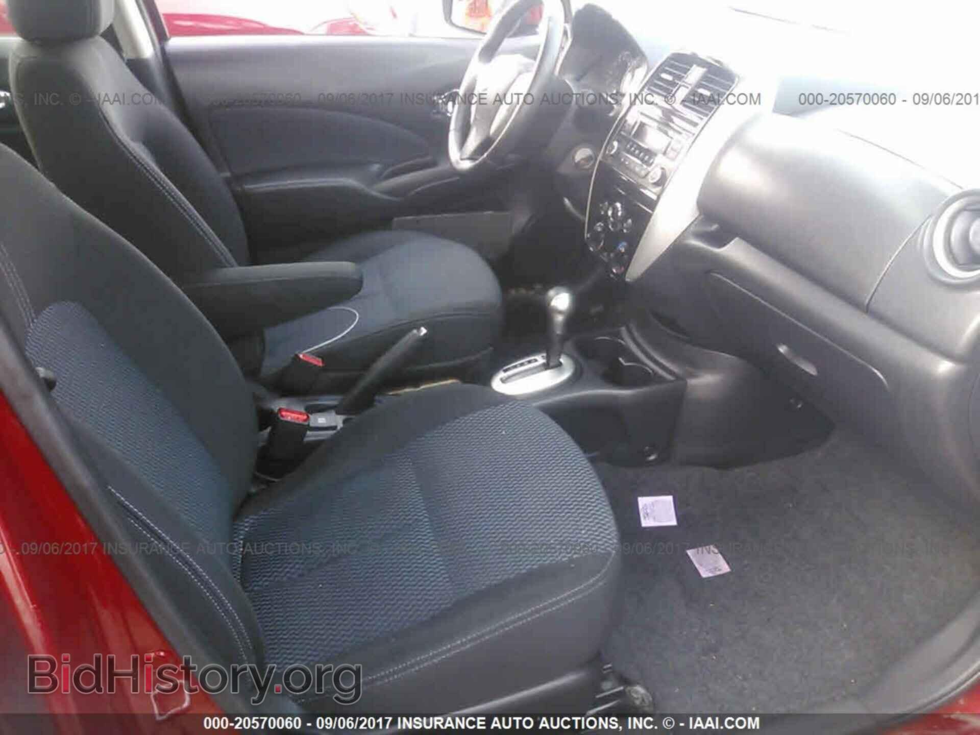 2015 Nissan Versa note - VIN: 3N1CE2CP3FL380730 - Photo 5