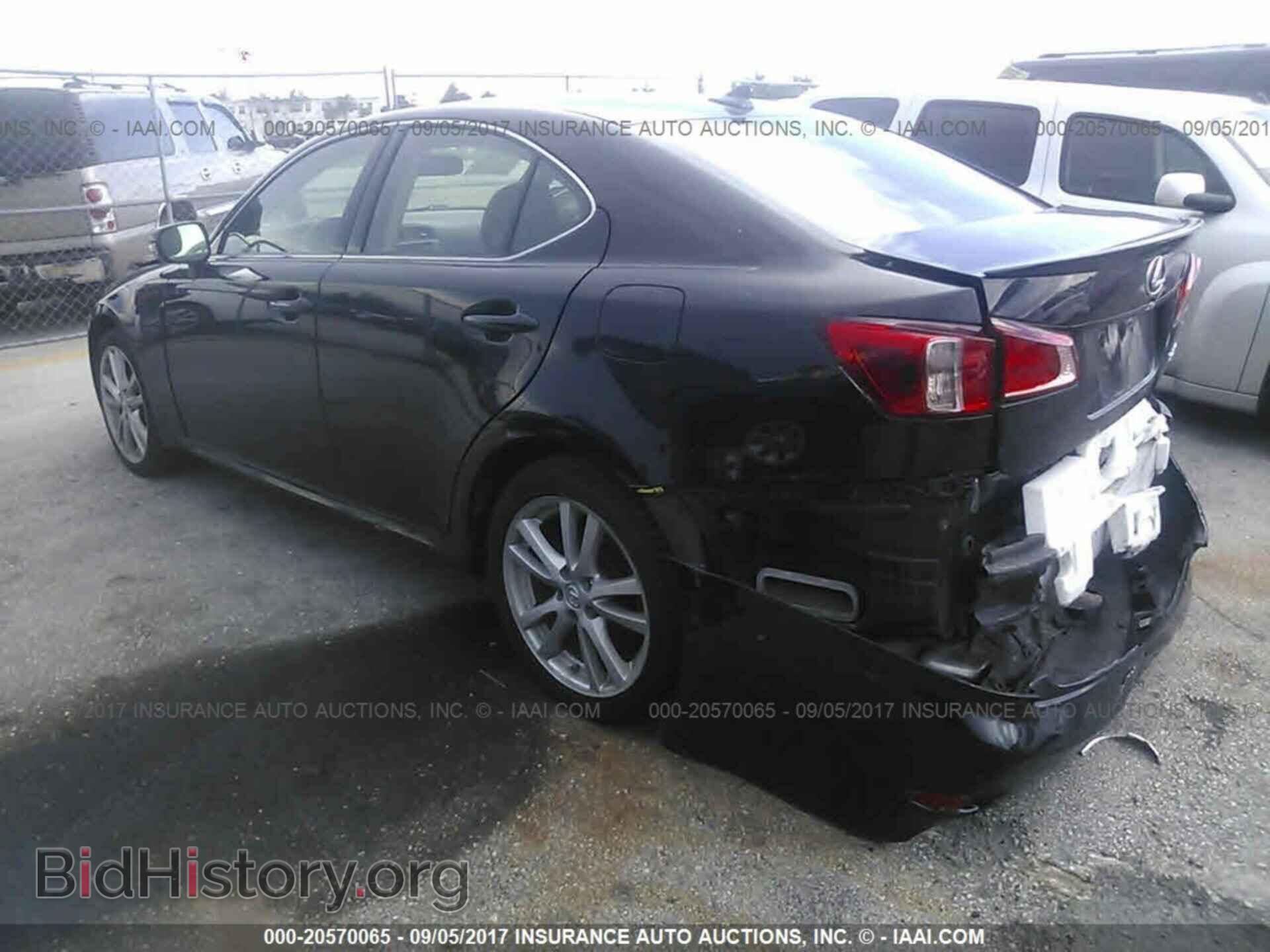 2011 Lexus Is - VIN: JTHBF5C28B5129965 - Photo 3