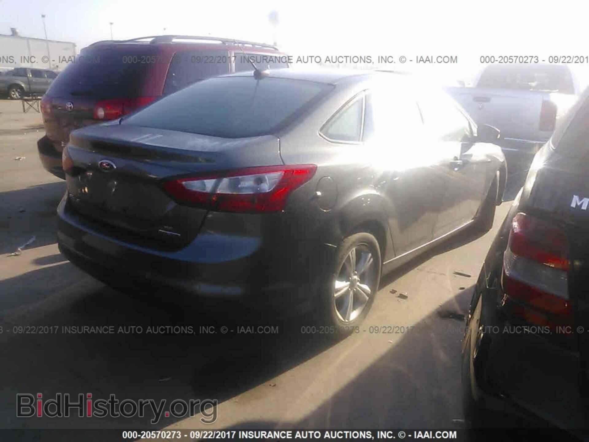 2013 Ford Focus - VIN: 1FADP3F22DL247232 - Photo 4