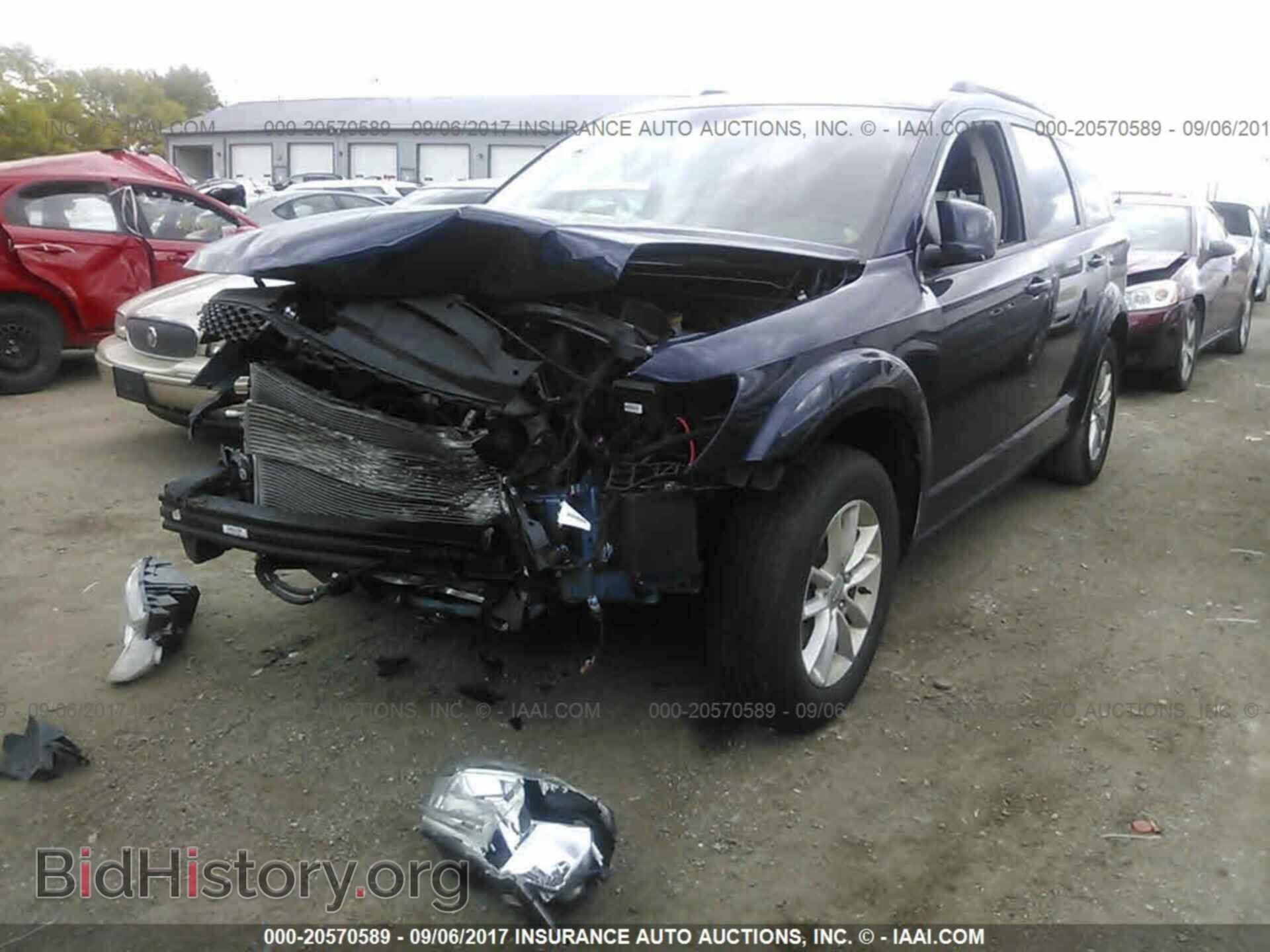 2017 Dodge Journey - VIN: 3C4PDDBG2HT550237 - Фото 2