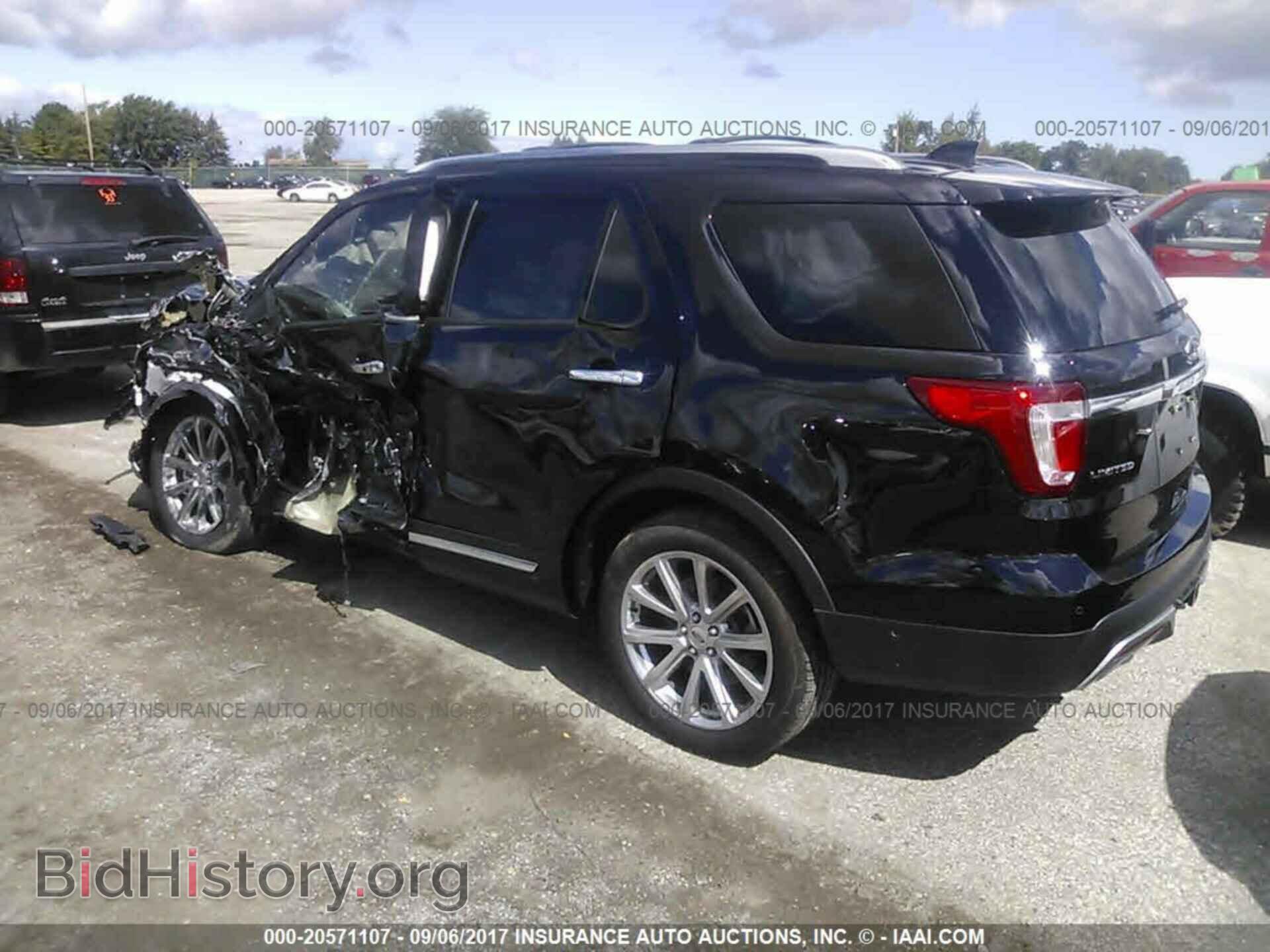 2017 Ford Explorer - VIN: 1FM5K8F88HGA45567 - Photo 3