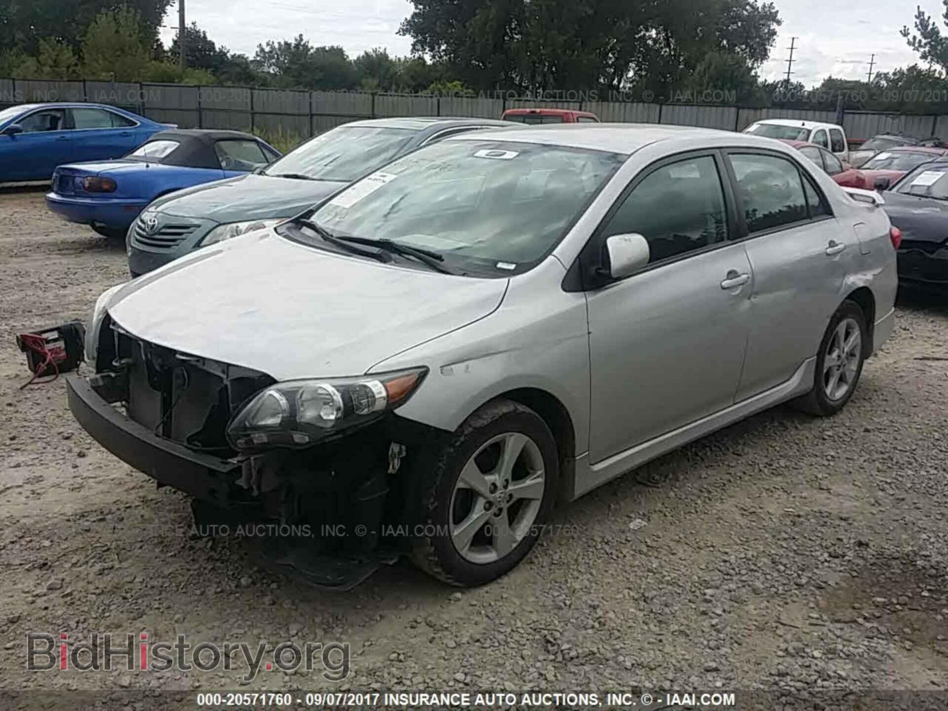 2013 Toyota Corolla - VIN: 5YFBU4EEXDP156275 - Фото 2