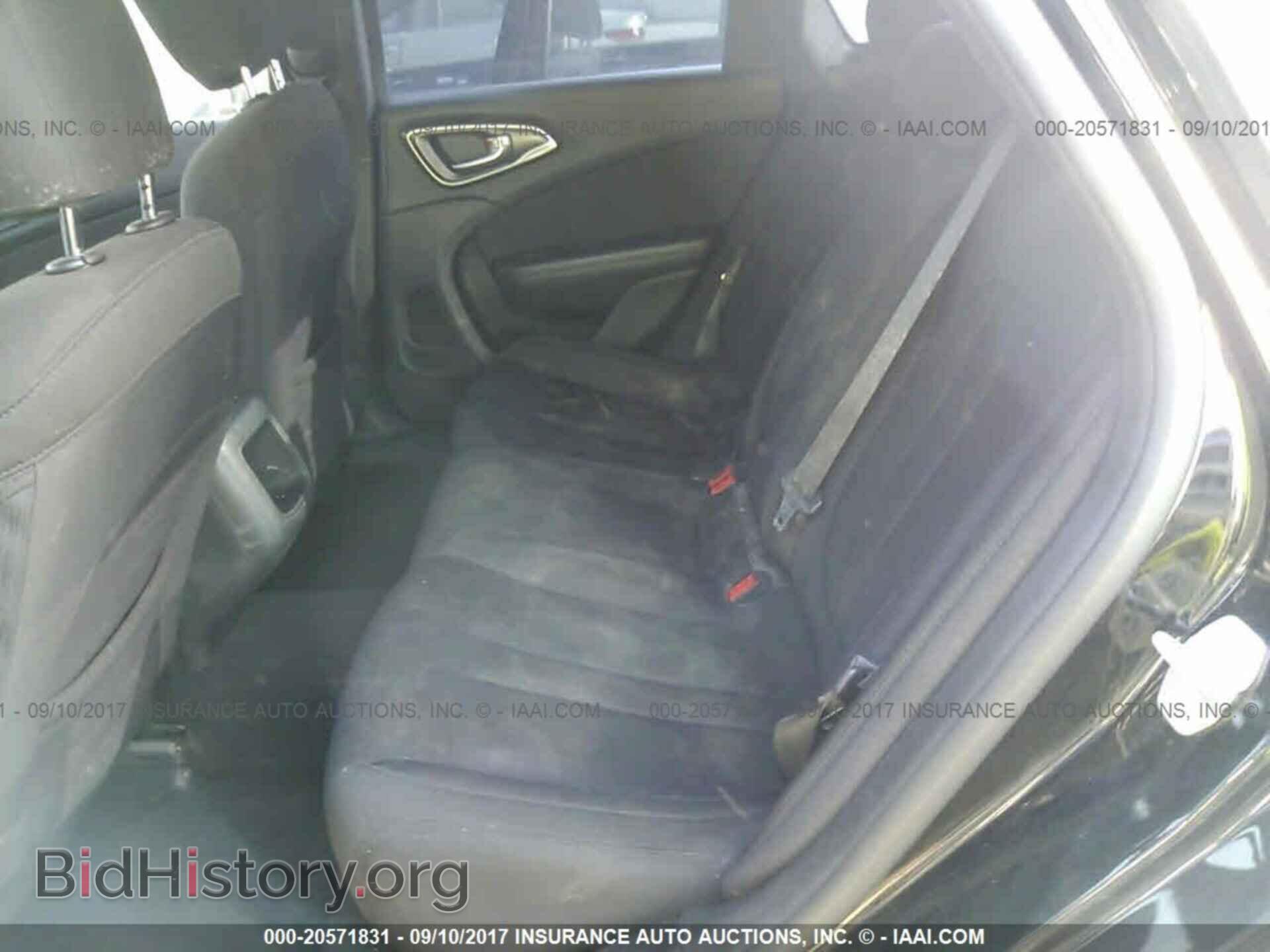 2015 Chrysler 200 - VIN: 1C3CCCAB4FN682306 - Photo 8