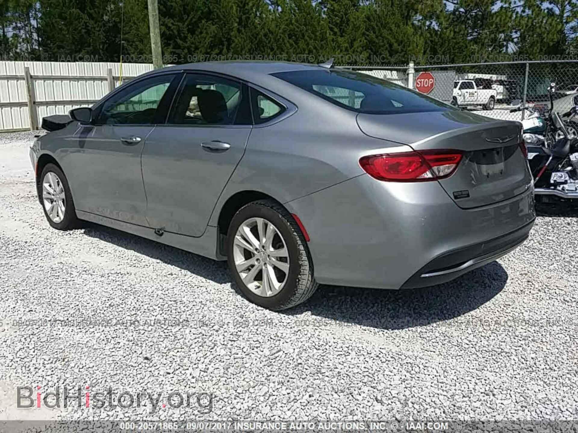 2016 Chrysler 200 - VIN: 1C3CCCAB6GN169950 - Photo 3