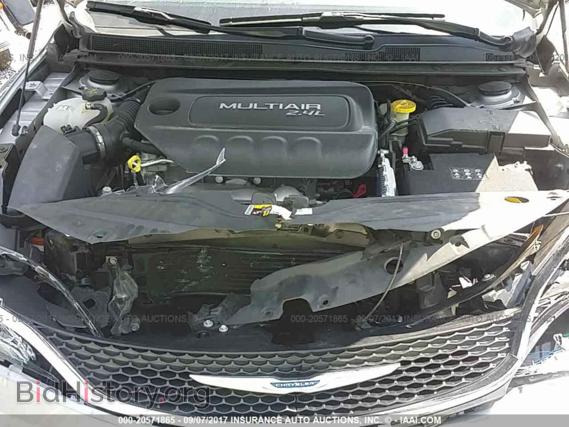 2016 Chrysler 200 - VIN: 1C3CCCAB6GN169950 - Photo 10