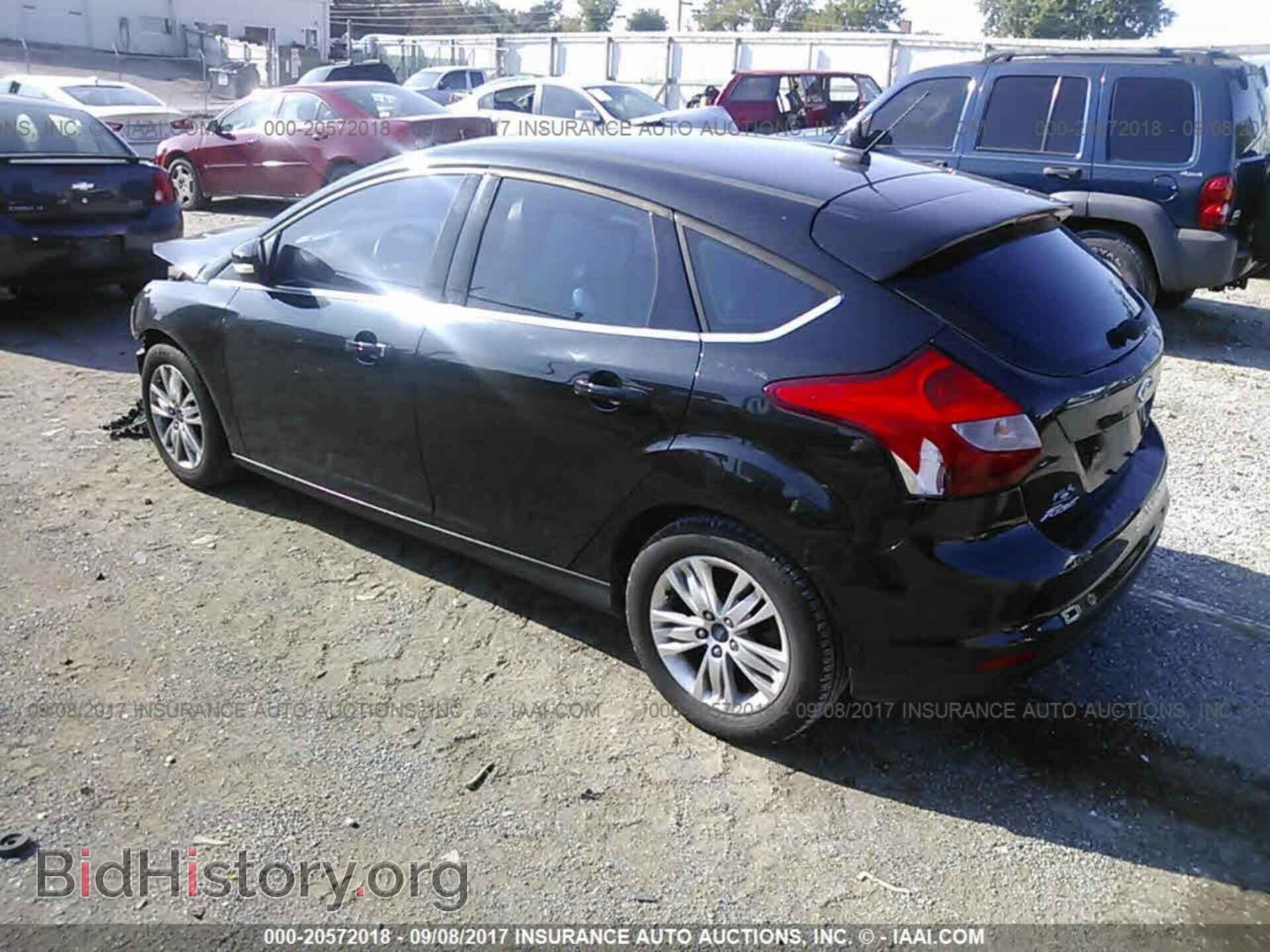 2012 Ford Focus - VIN: 1FAHP3M28CL363117 - Photo 3