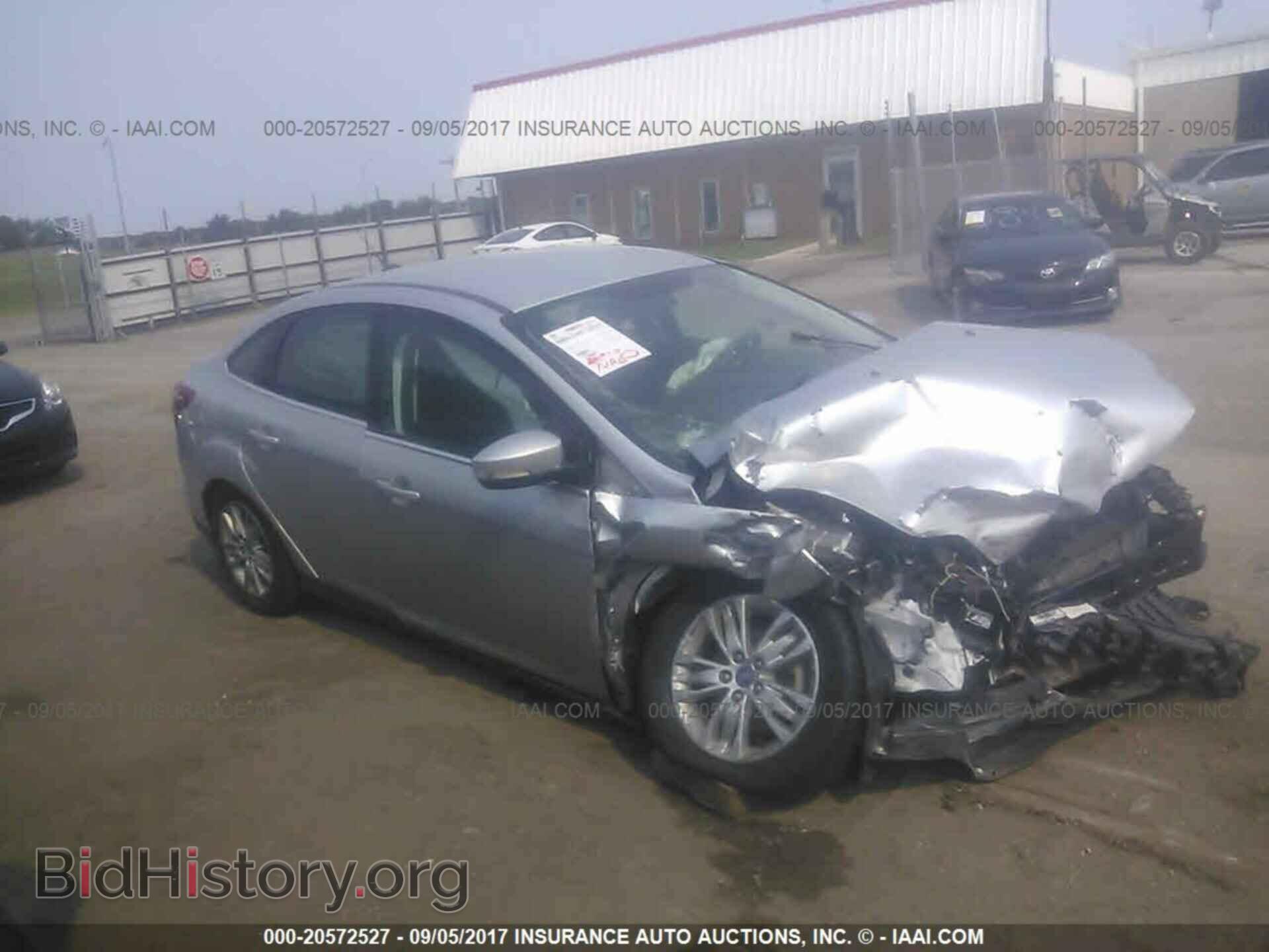 Photo 1FAHP3H22CL147063 - Ford Focus 2012