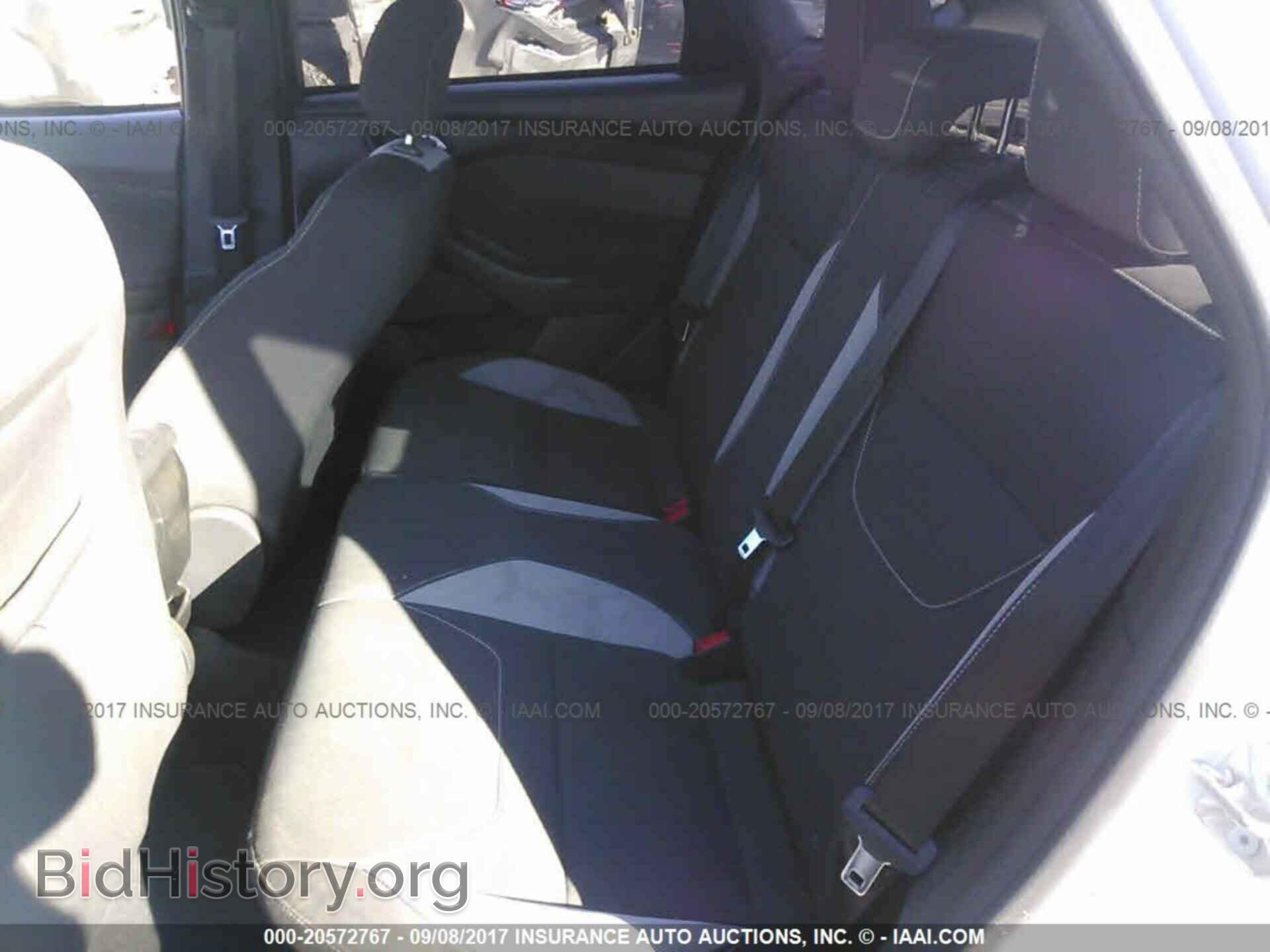 2015 Ford Focus - VIN: 1FADP3L99FL320097 - Photo 8