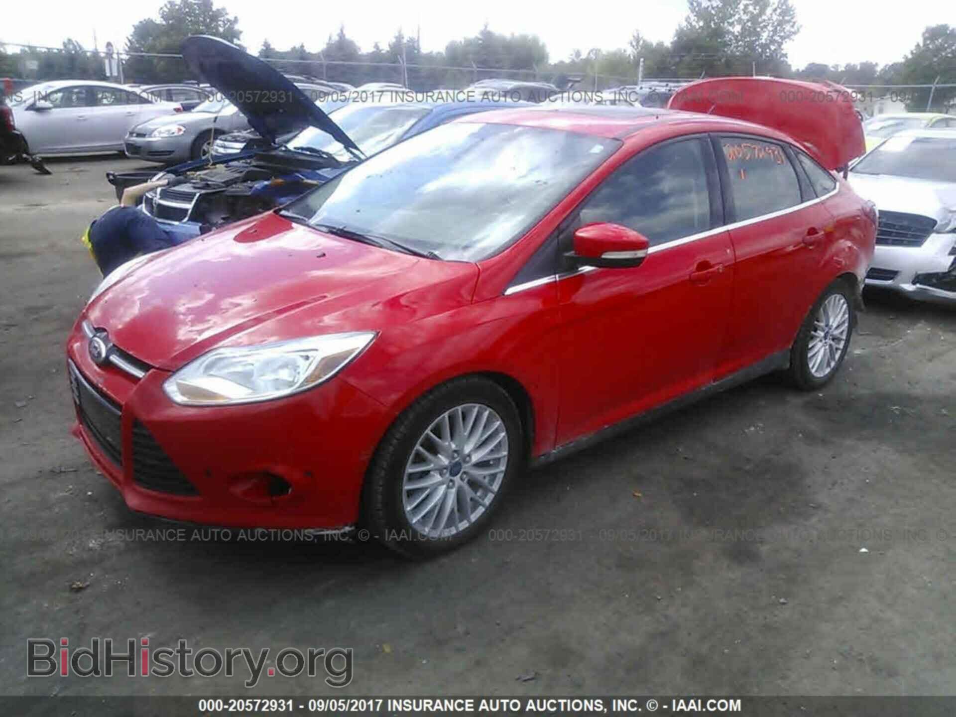 2012 Ford Focus - VIN: 1FAHP3H23CL436601 - Фото 2