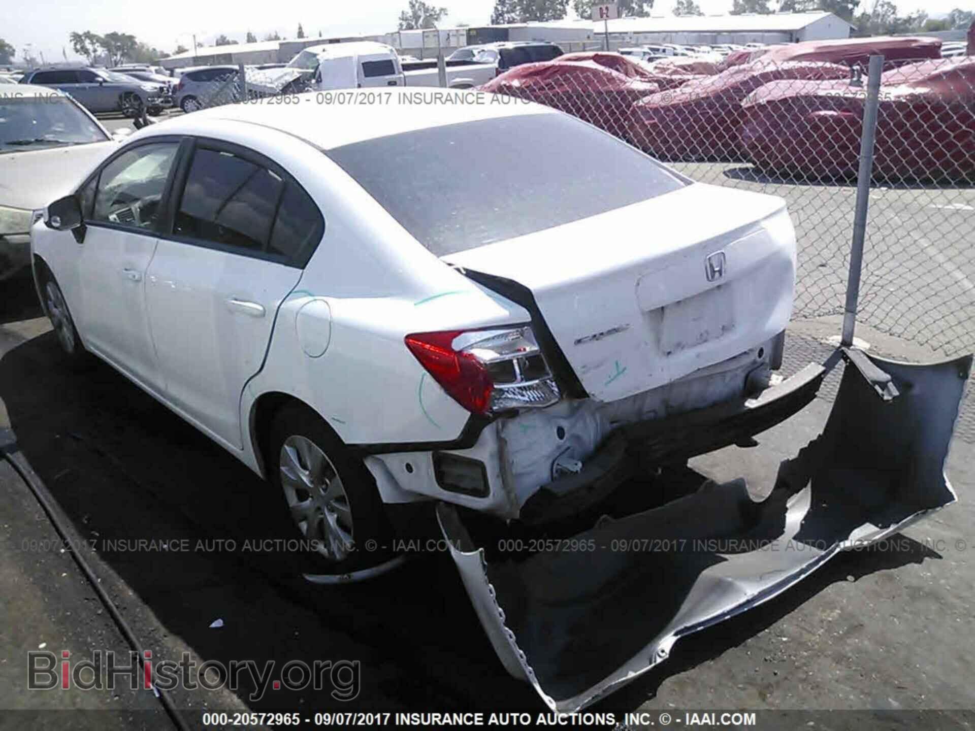 2012 Honda Civic - VIN: 19XFB2F55CE377938 - Photo 3
