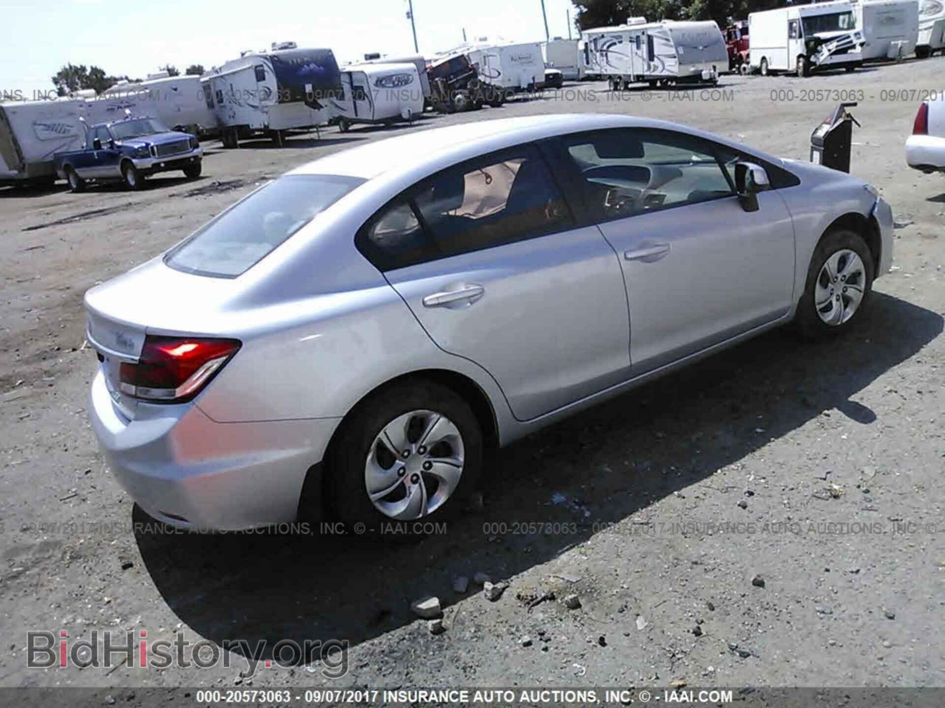 2013 Honda Civic - VIN: 19XFB2F56DE093235 - Photo 4