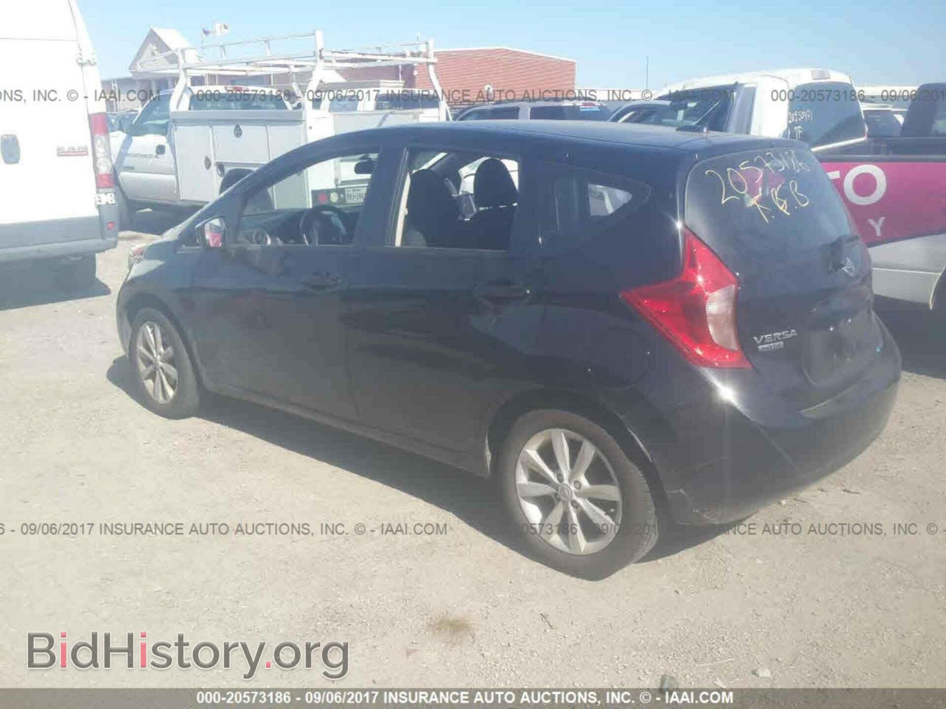 2016 Nissan Versa note - VIN: 3N1CE2CP6GL389312 - Фото 3
