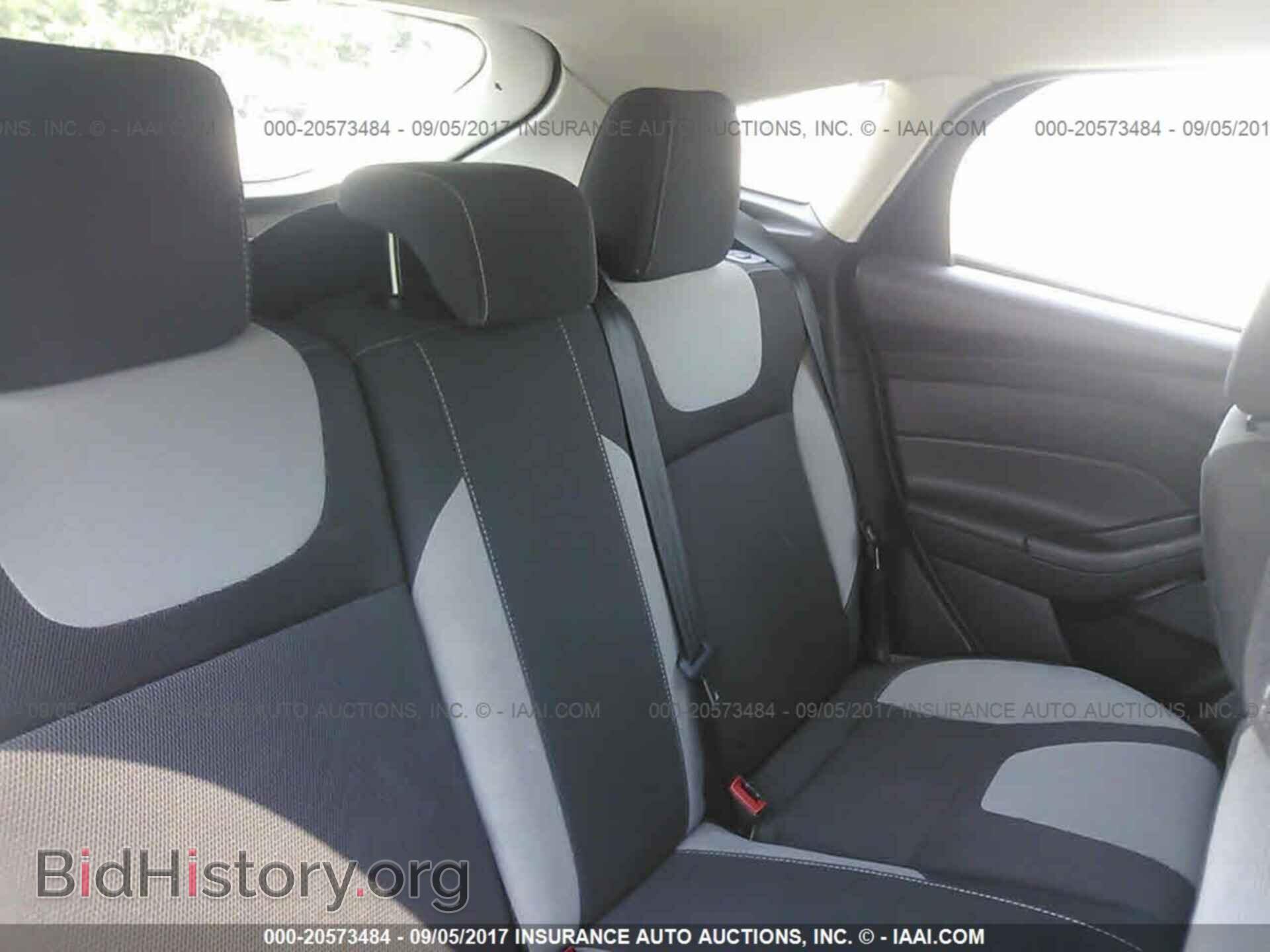 2012 Ford Focus - VIN: 1FAHP3K26CL478933 - Photo 8