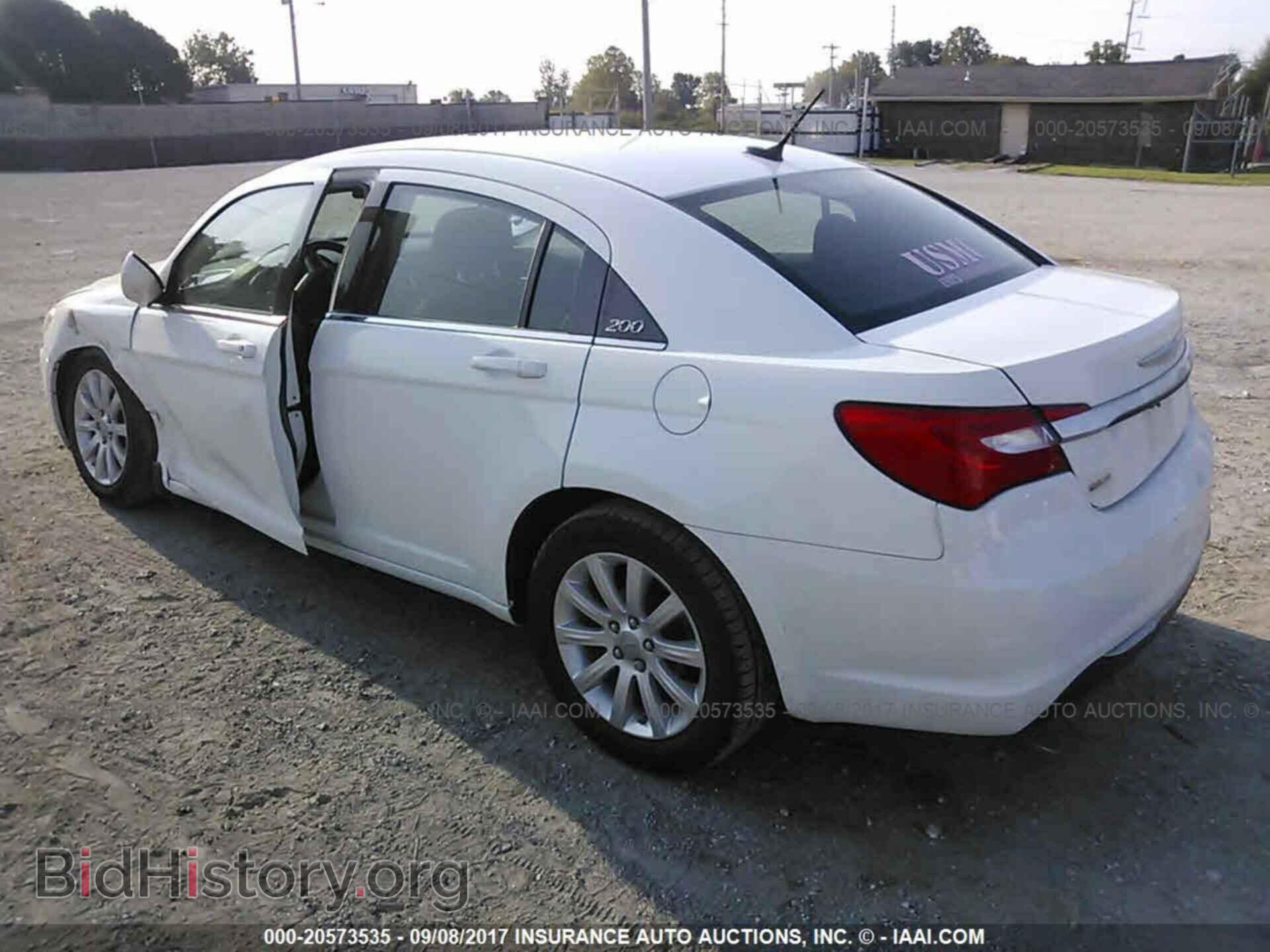 2014 Chrysler 200 - VIN: 1C3CCBBB3EN112241 - Photo 3