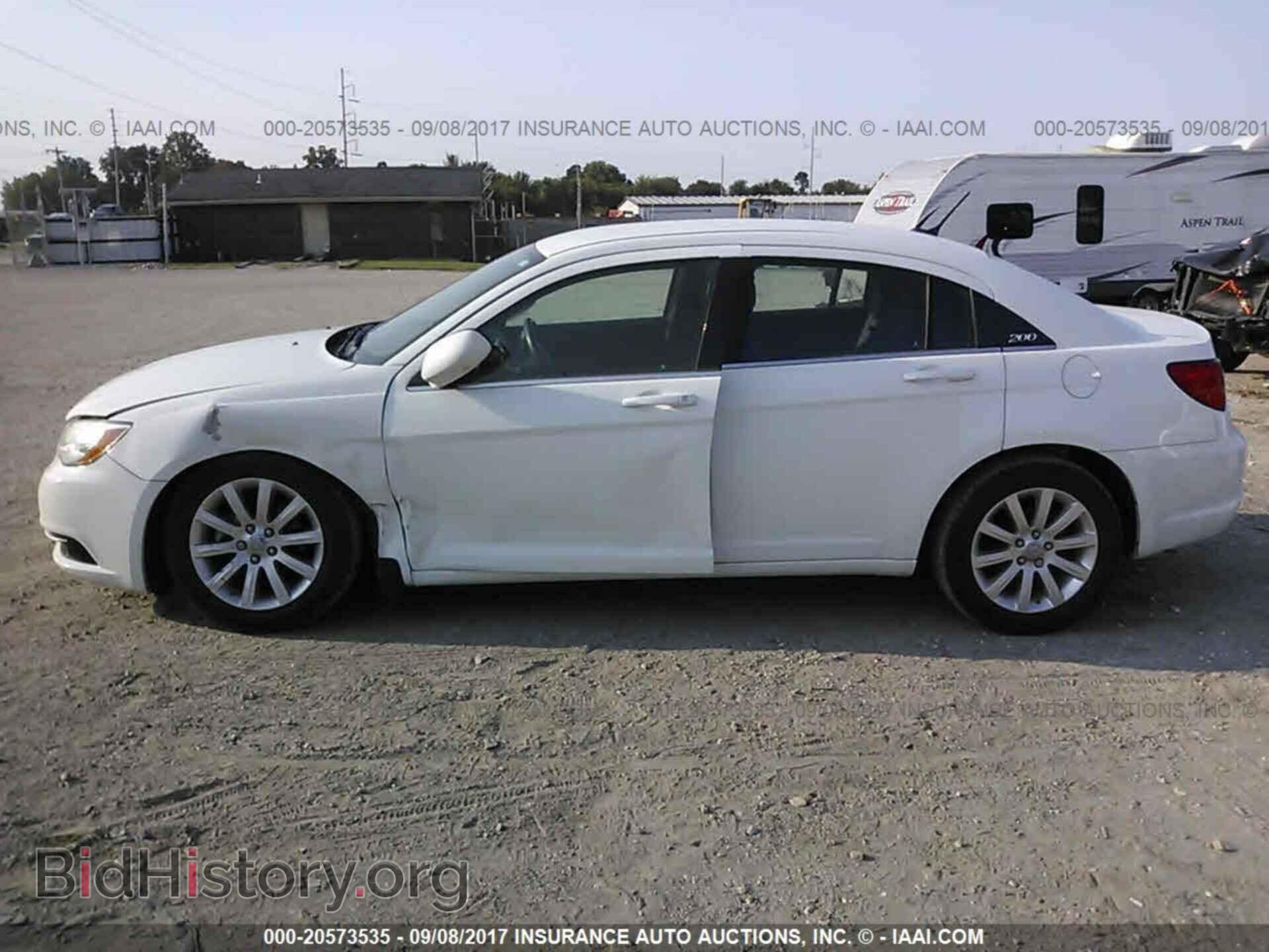 2014 Chrysler 200 - VIN: 1C3CCBBB3EN112241 - Photo 6