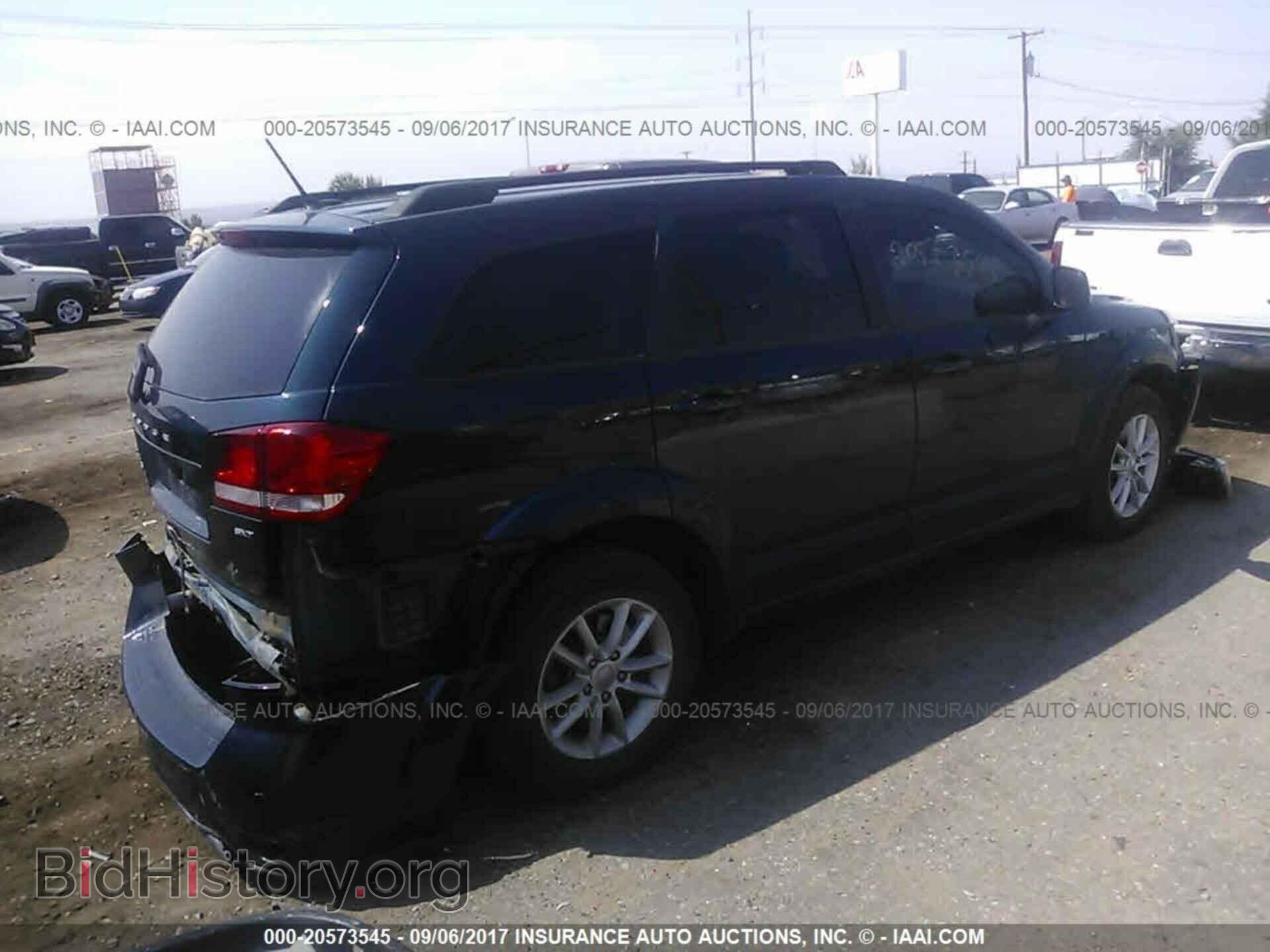 2015 Dodge Journey - VIN: 3C4PDCBG4FT736076 - Фото 4