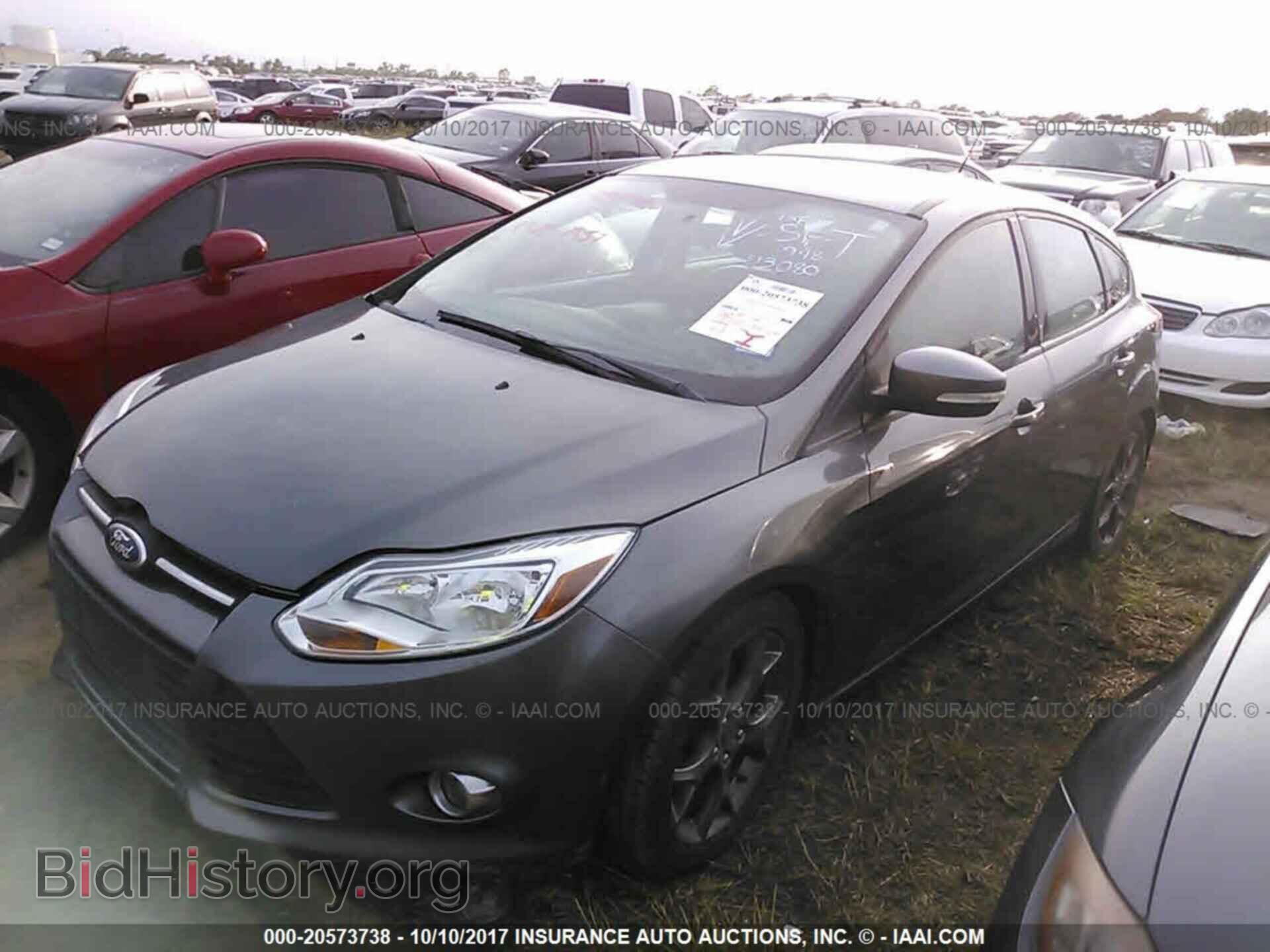 2013 Ford Focus - VIN: 1FADP3K2XDL313080 - Фото 2